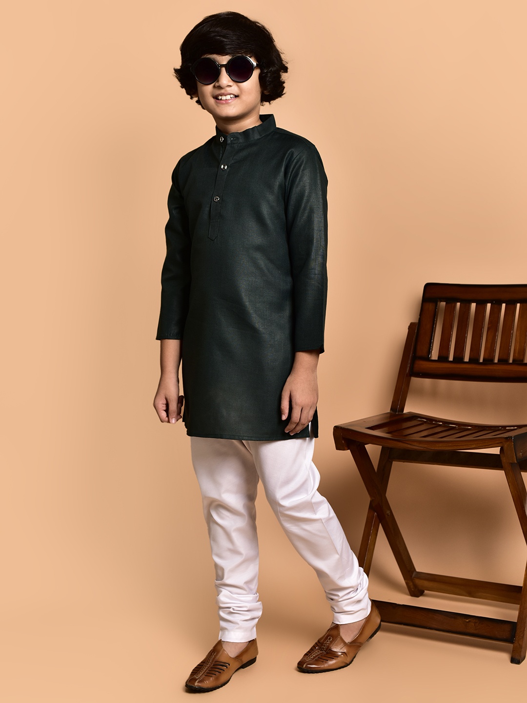 PRINTINDIA Boys Band Collar Three-Quarter Sleeves Regular Kurta With Churidar, Green
PRINTINDIA Boys Band Collar Three-Quarter Sleeves Regular Kurta With Churidar, Green