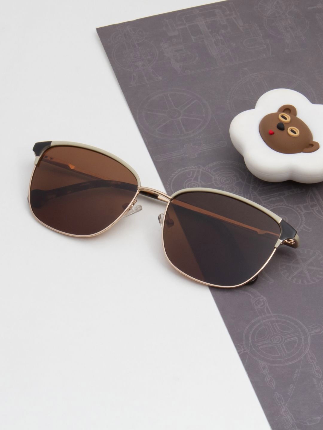 Ted Smith Women Cateye Sunglasses with Polarised and UV Protected Lens SUN-RACHEL_BEIG, Brown
Ted Smith Women Cateye Sunglasses with Polarised and UV Protected Lens SUN-RACHEL_BEIG, Brown