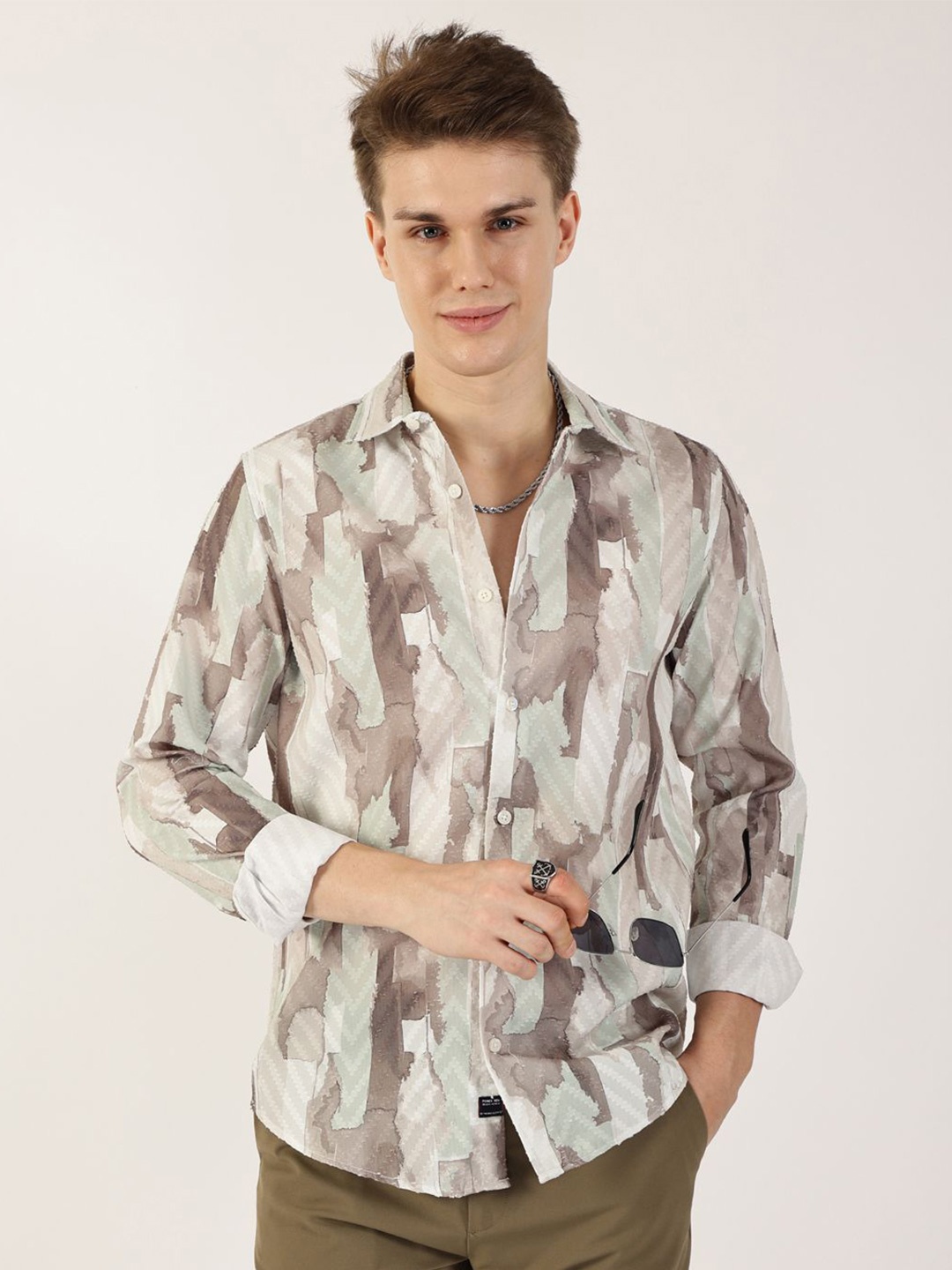 Thomas Scott Men Premium Fit Spread Collar Abstract Printed Cotton Casual Shirt, Green
Thomas Scott Men Premium Fit Spread Collar Abstract Printed Cotton Casual Shirt, Green