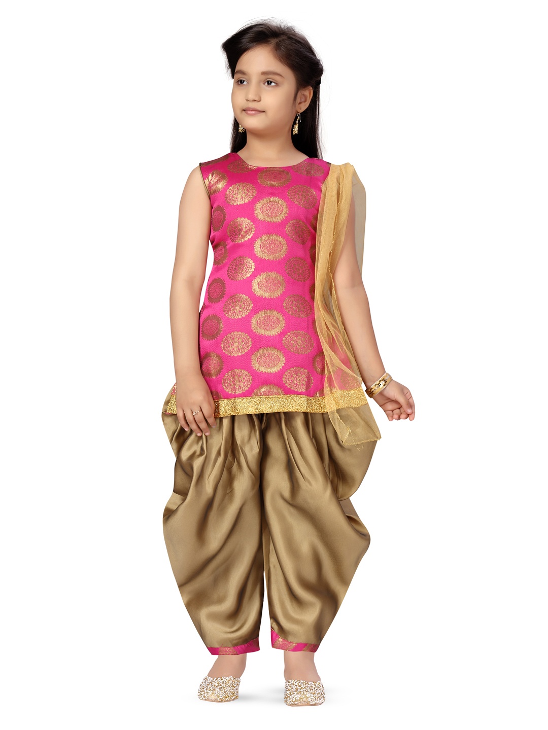 Sangria Girls Ethnic Motifs Woven Design Pure Silk Straight Kurti & Patiala With Dupatta, Pink
Sangria Girls Ethnic Motifs Woven Design Pure Silk Straight Kurti & Patiala With Dupatta, Pink