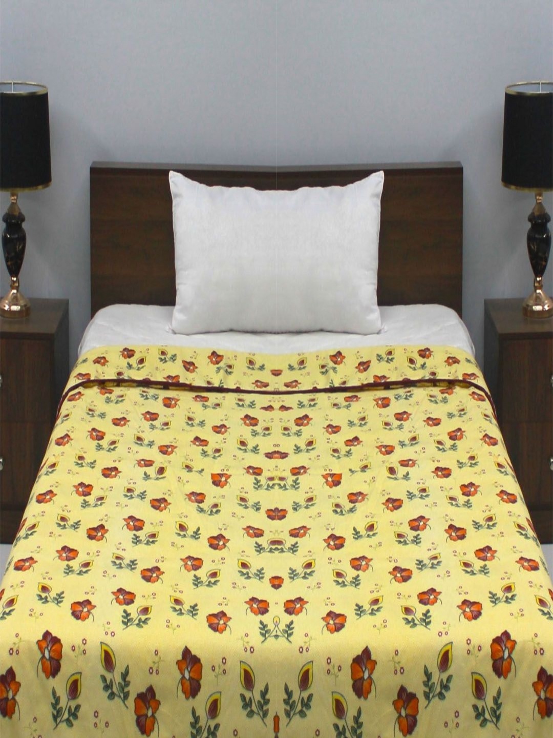 Steve & Anderson Yellow Floral Printed Mild Winter 320 GSM Single Bed Reversible Dohar
Steve & Anderson Yellow Floral Printed Mild Winter 320 GSM Single Bed Reversible Dohar