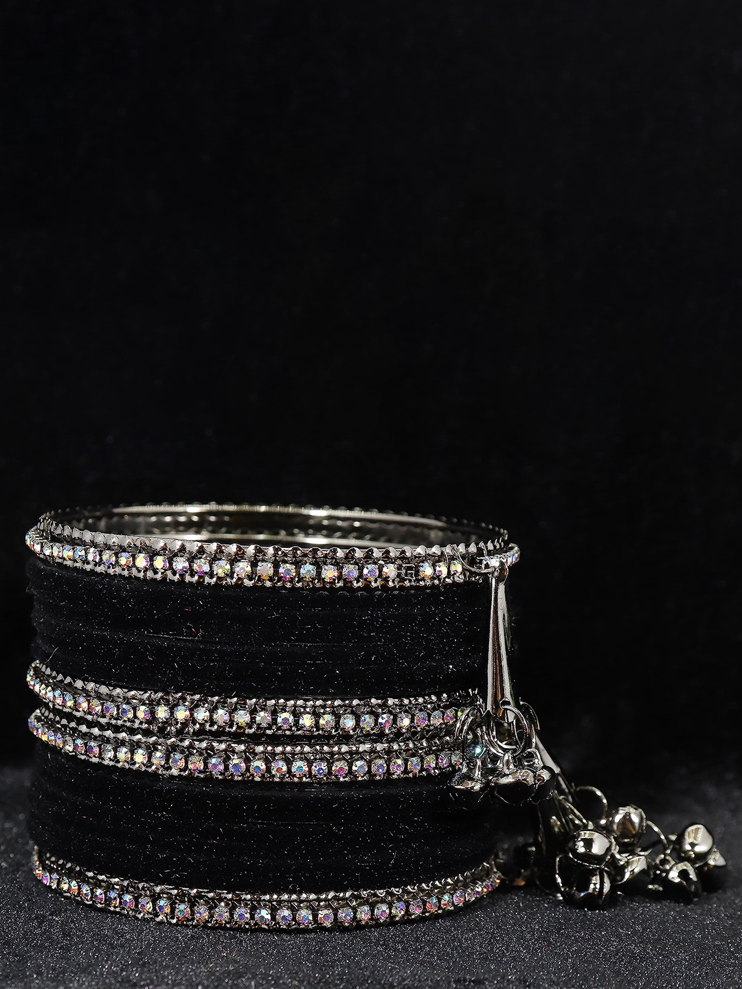 ZULKA Set of 16 Metal with Zircon Gemstone and Velvet Adorned Bells Latkan Bangles, Peach
ZULKA Set of 16 Metal with Zircon Gemstone and Velvet Adorned Bells Latkan Bangles, Peach