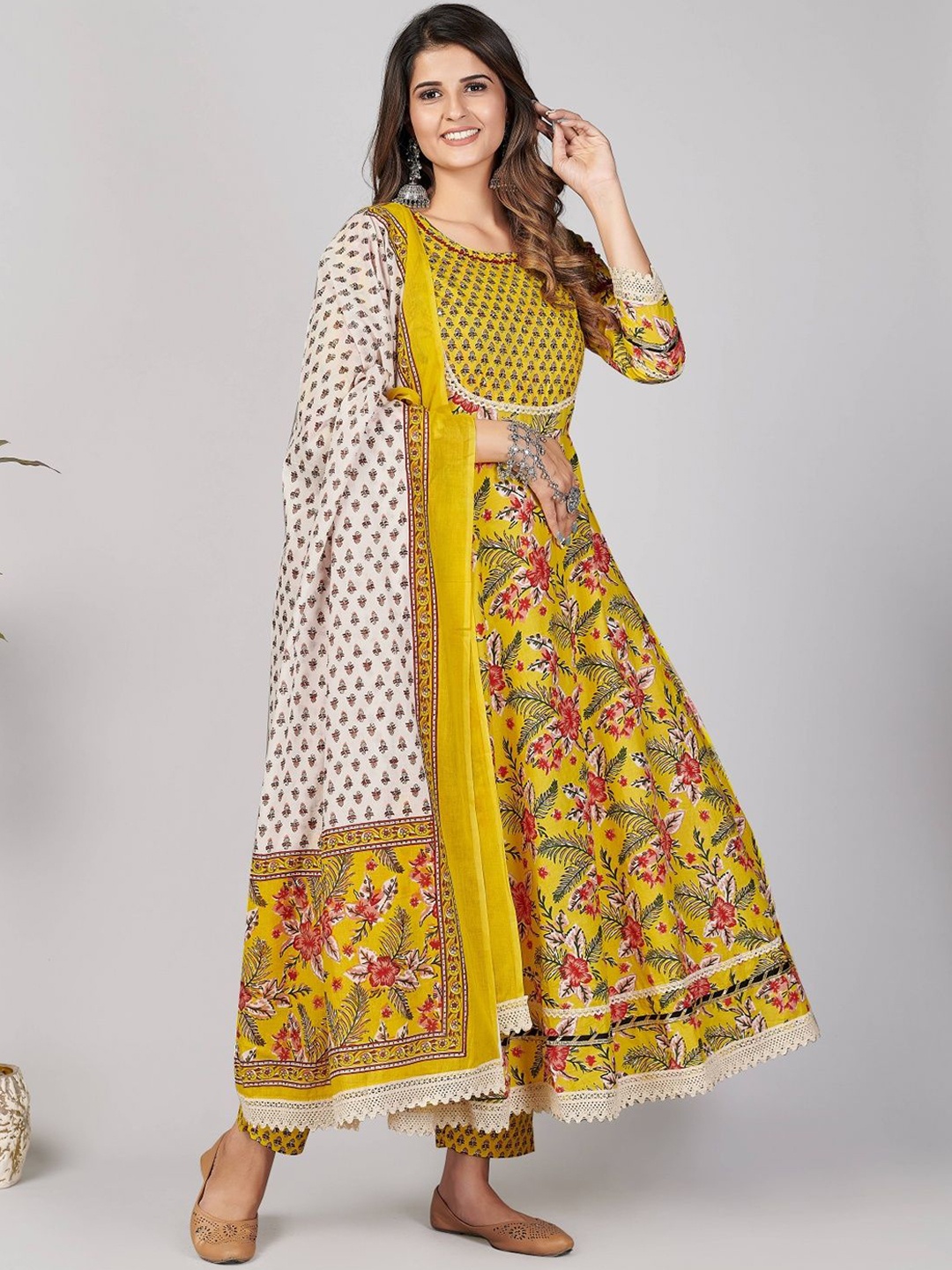 Vbuyz Yellow Floral Printed Regular Mirror Work Pure Cotton Kurta With Trouser & Dupatta
Vbuyz Yellow Floral Printed Regular Mirror Work Pure Cotton Kurta With Trouser & Dupatta