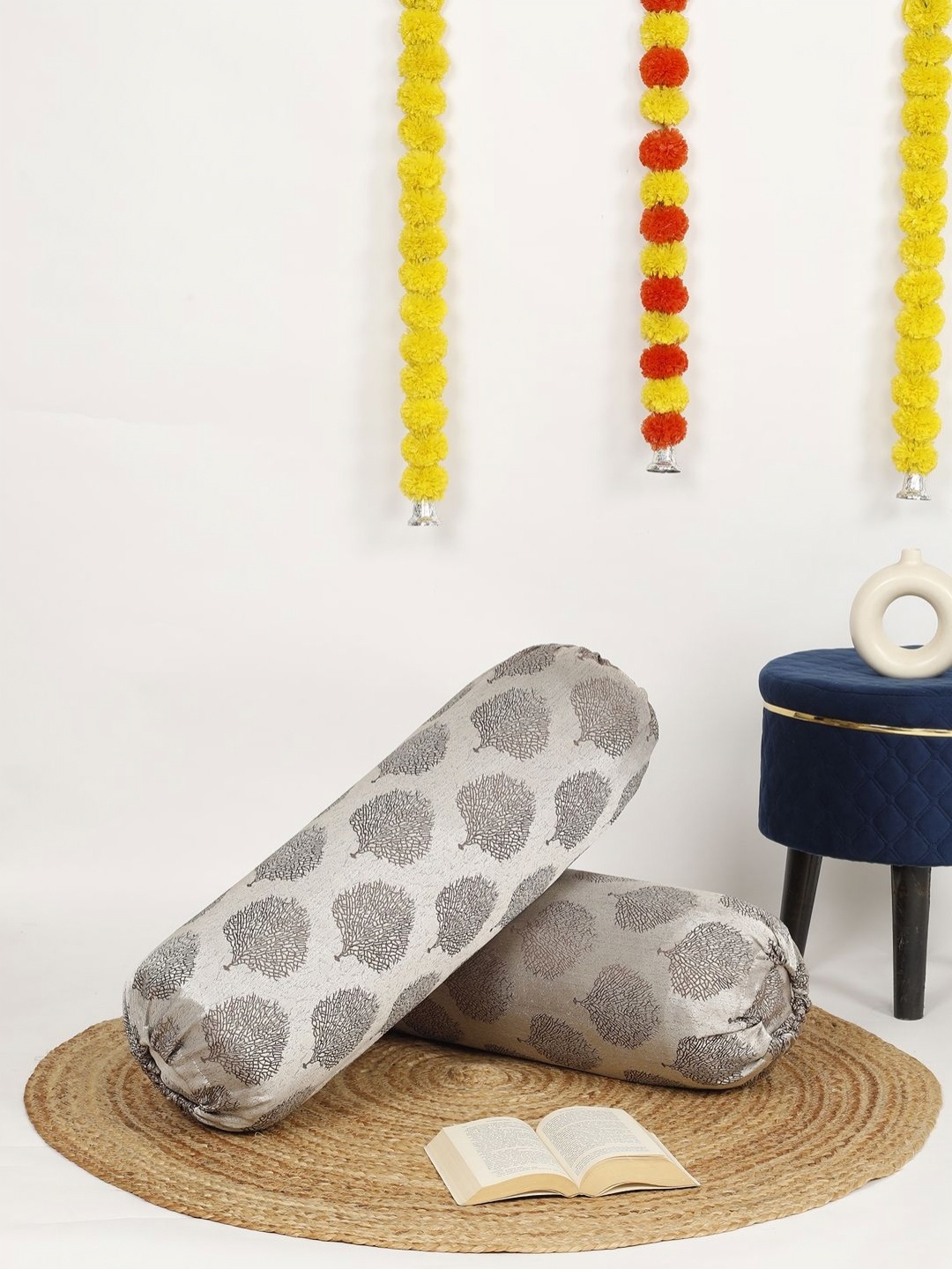 THE CONVERSION White & Coffee Brown 2 Pieces Ethnic Motifs Printed Jacquard Bolster Covers
THE CONVERSION White & Coffee Brown 2 Pieces Ethnic Motifs Printed Jacquard Bolster Covers