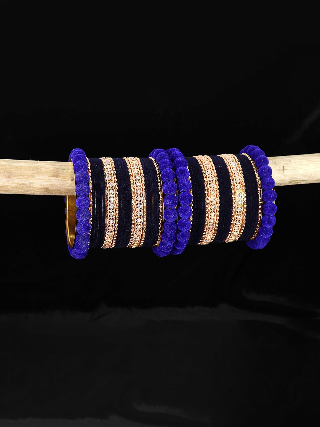ZULKA Set of 44 Gold Metal Velvet Bangles Chuda with American Diamond & BallChain, Magenta
ZULKA Set of 44 Gold Metal Velvet Bangles Chuda with American Diamond & BallChain, Magenta