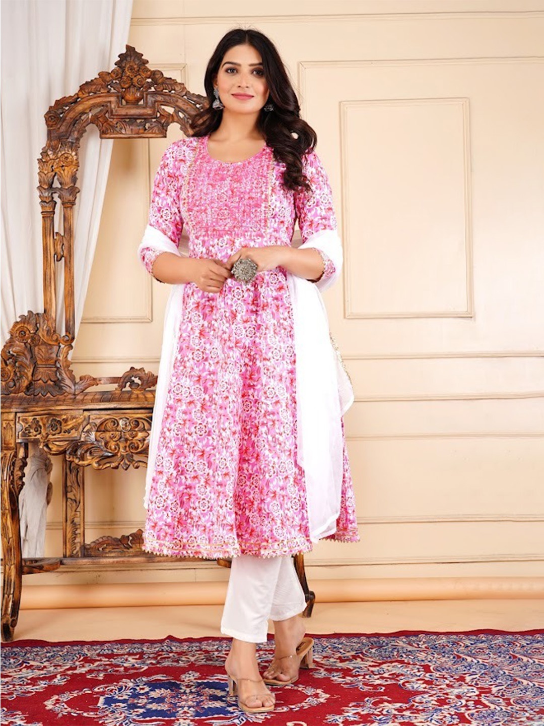 SUBHLAXMI FASHION Floral Printed Gotta Patti Pure Cotton Kurta with Trousers & Dupatta, Pink
SUBHLAXMI FASHION Floral Printed Gotta Patti Pure Cotton Kurta with Trousers & Dupatta, Pink