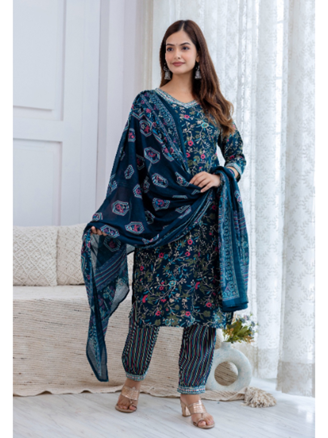 BAIRAJ Women Floral Printed Regular Thread Work Kurta with Dhoti Pants & With Dupatta, Navy blue
BAIRAJ Women Floral Printed Regular Thread Work Kurta with Dhoti Pants & With Dupatta, Navy blue