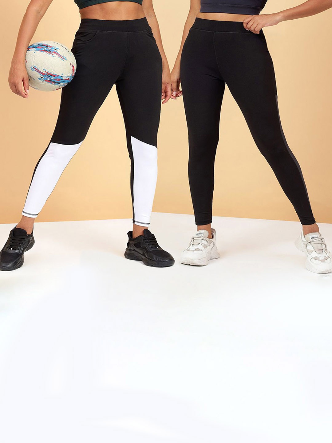 KRONMENINEN Pack Of 2 Striped 4Way Stretchable Skinny Fit Rapid Dry Ankle Length Tights, Black
KRONMENINEN Pack Of 2 Striped 4Way Stretchable Skinny Fit Rapid Dry Ankle Length Tights, Black
