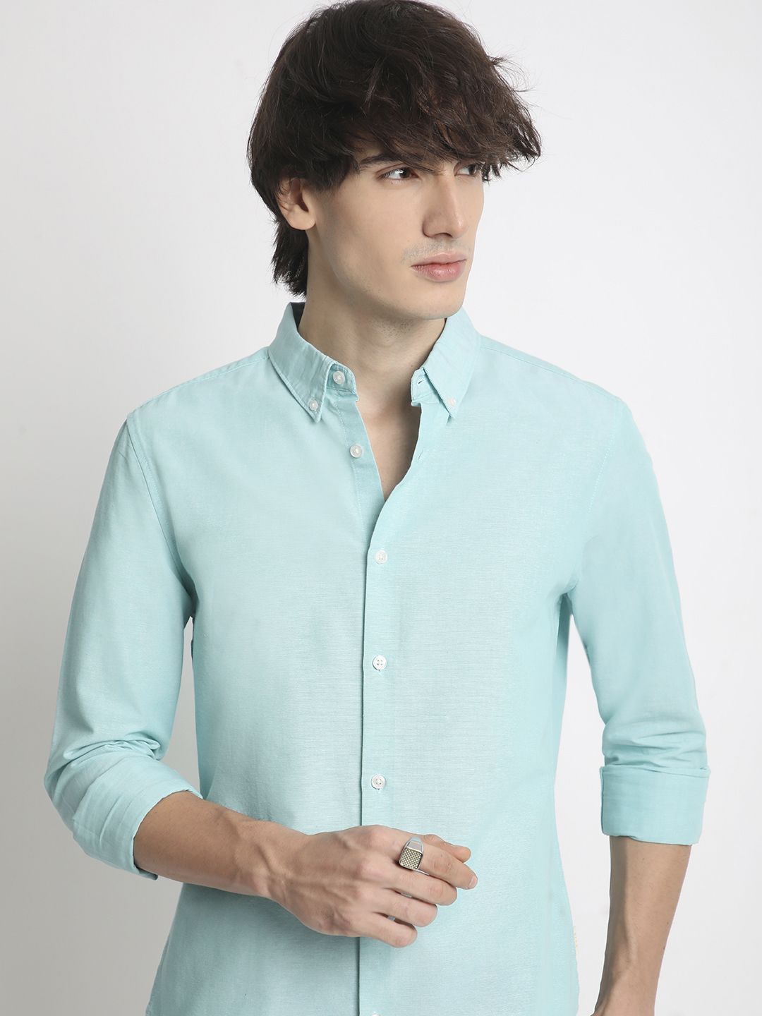 THE BEAR HOUSE Men Solid Slim Fit Button-Down Collar Pure Cotton Casual Shirt, Turquoise blue
THE BEAR HOUSE Men Solid Slim Fit Button-Down Collar Pure Cotton Casual Shirt, Turquoise blue