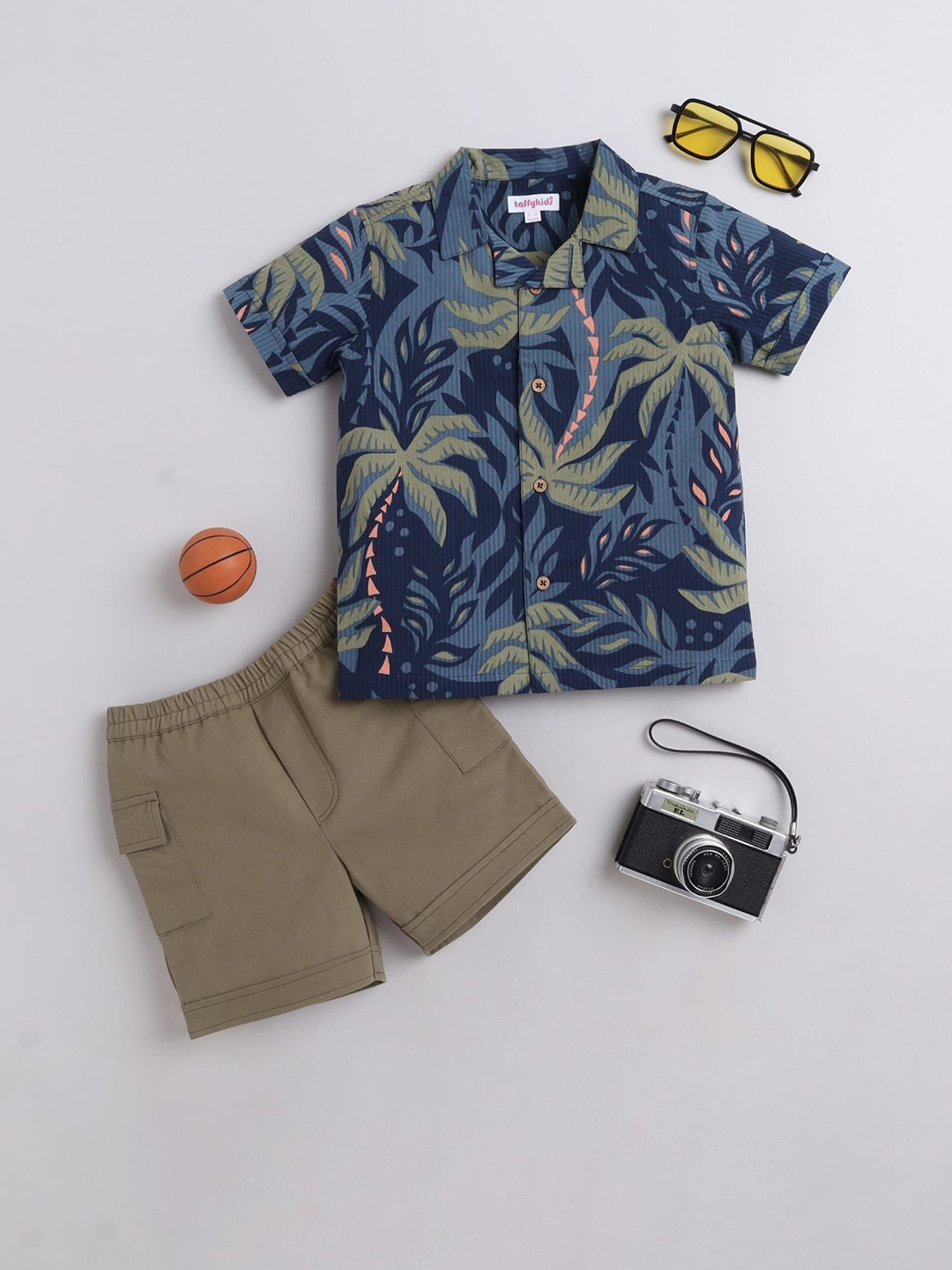 taffykids Boys Tropical Printed Spread Collar Pure Cotton Shirt With Cargo Shorts, Blue
taffykids Boys Tropical Printed Spread Collar Pure Cotton Shirt With Cargo Shorts, Blue