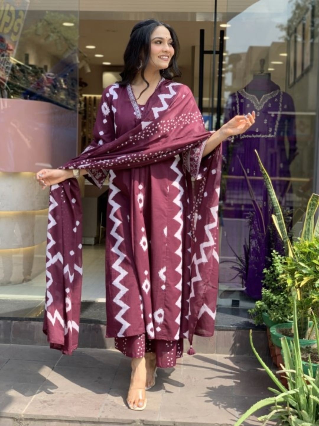 MANOJAVA Women Printed Regular Pure Cotton Kurta with Palazzos & With Dupatta, Purple
MANOJAVA Women Printed Regular Pure Cotton Kurta with Palazzos & With Dupatta, Purple