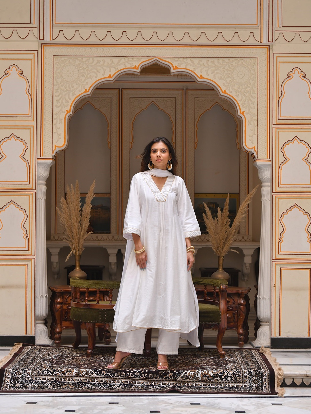 MAHUKAA Women Pleated Gotta Patti Pure Cotton Kurta with Palazzos & With Dupatta, White
MAHUKAA Women Pleated Gotta Patti Pure Cotton Kurta with Palazzos & With Dupatta, White