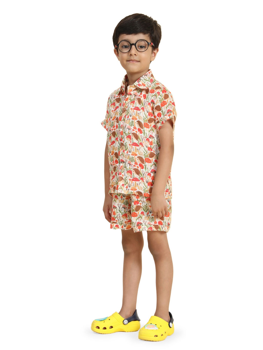 Funny Bones Clothings Boys Printed Shirt Collar Short Sleeves Linen Shirt & Shorts, Beige
Funny Bones Clothings Boys Printed Shirt Collar Short Sleeves Linen Shirt & Shorts, Beige