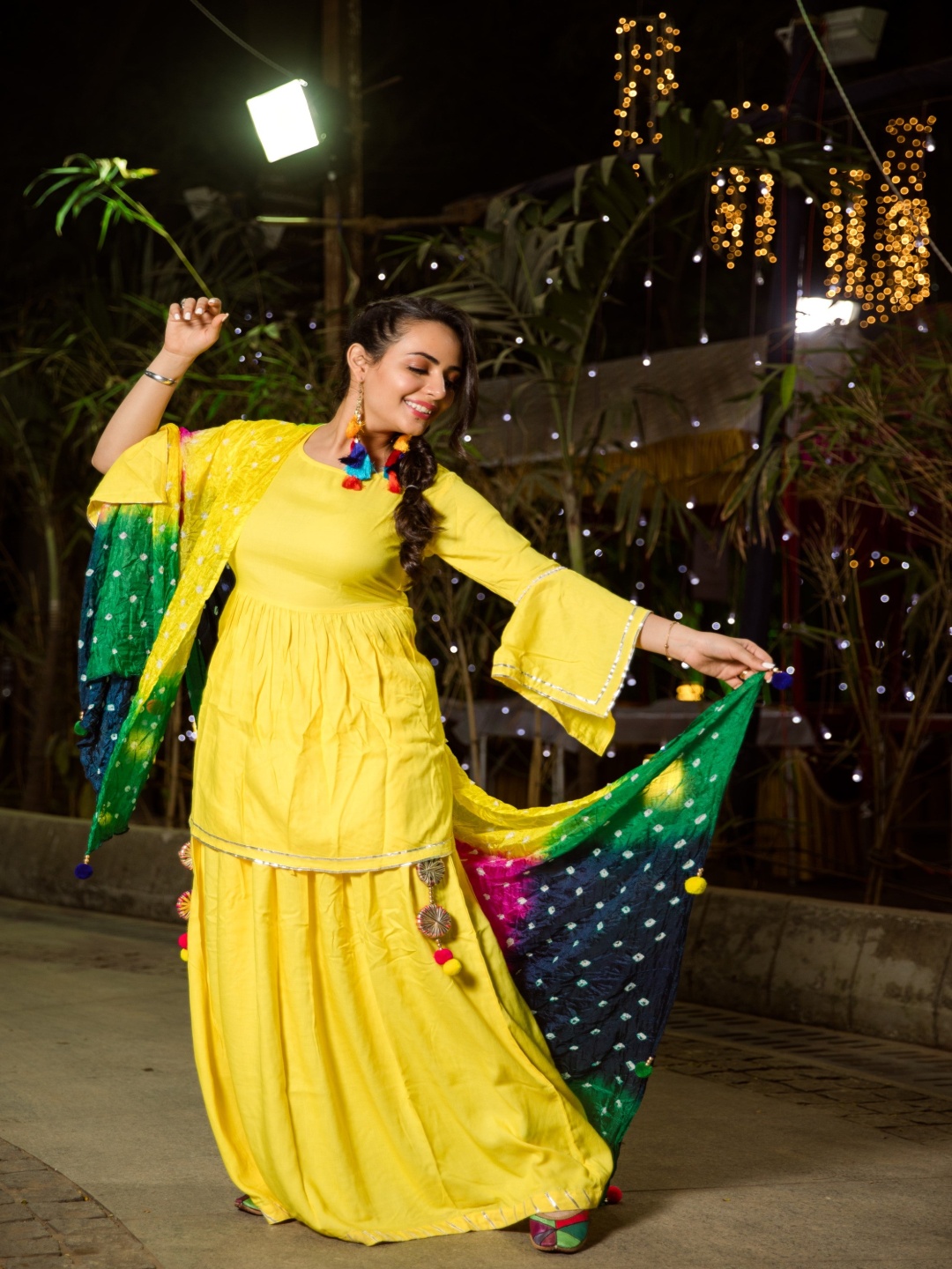 Chandbaali Round Neck Bell Sleeves Regular Anarkali Kurta With Trousers & Dupatta, Yellow
Chandbaali Round Neck Bell Sleeves Regular Anarkali Kurta With Trousers & Dupatta, Yellow
