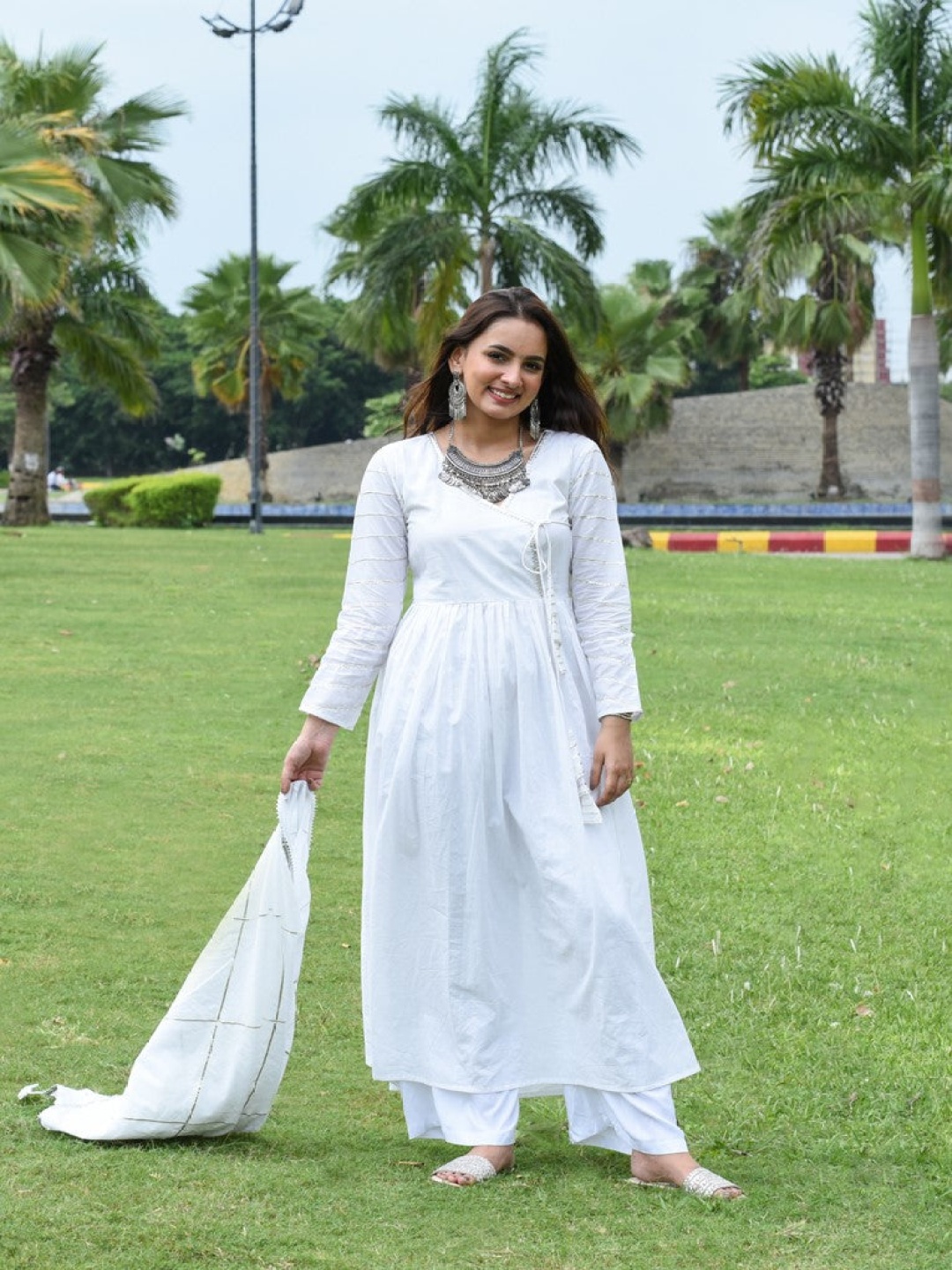 Chandbaali V-Neck Regular Angrakha Pure Cotton Anarkali Kurta With Palazzos & Dupatta, White
Chandbaali V-Neck Regular Angrakha Pure Cotton Anarkali Kurta With Palazzos & Dupatta, White