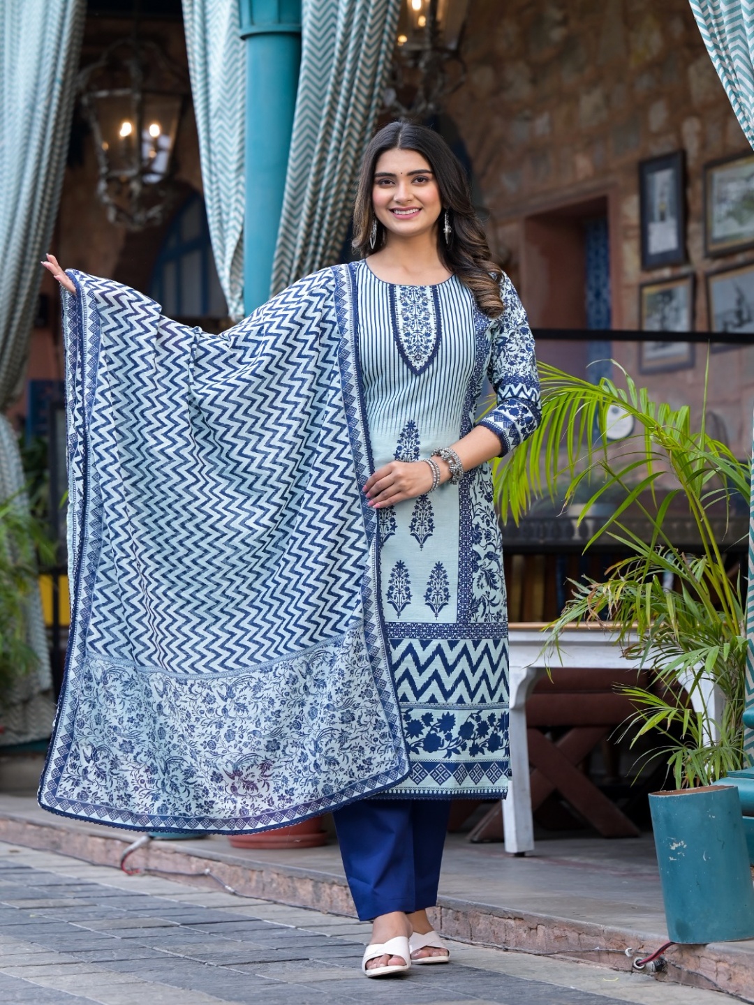 KAJREE Ethnic Motifs Printed Round Neck Pure Cotton Straight Kurta with Salwar & Dupatta, Navy blue
KAJREE Ethnic Motifs Printed Round Neck Pure Cotton Straight Kurta with Salwar & Dupatta, Navy blue