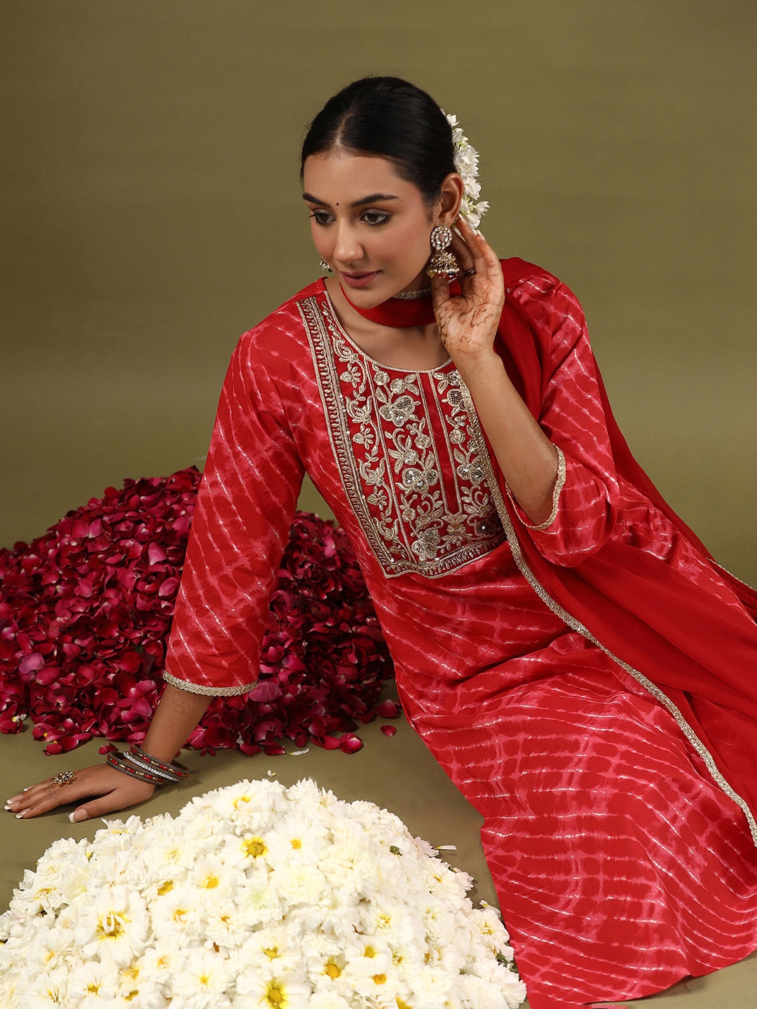 Indo Era Women Leheriya Embroidered Regular Sequinned Kurta with Palazzos & With Dupatta, Red
Indo Era Women Leheriya Embroidered Regular Sequinned Kurta with Palazzos & With Dupatta, Red