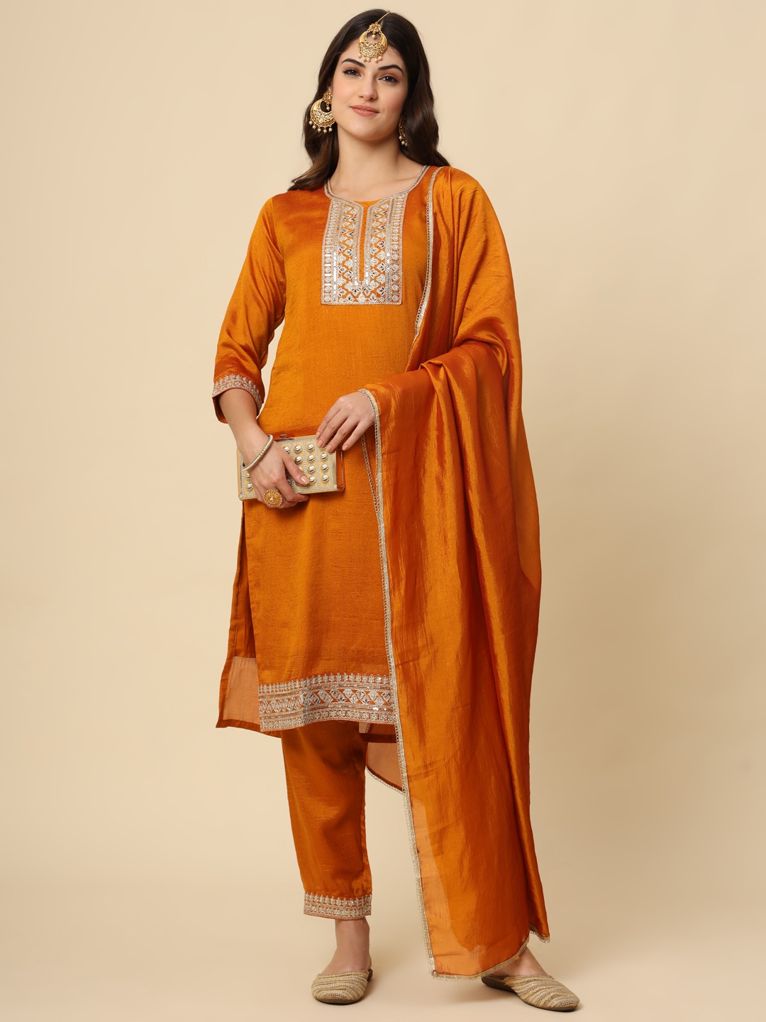 HERE&NOW Floral Embroidered Regular Thread Work Straight Kurta with Palazzos & Dupatta, Orange
HERE&NOW Floral Embroidered Regular Thread Work Straight Kurta with Palazzos & Dupatta, Orange