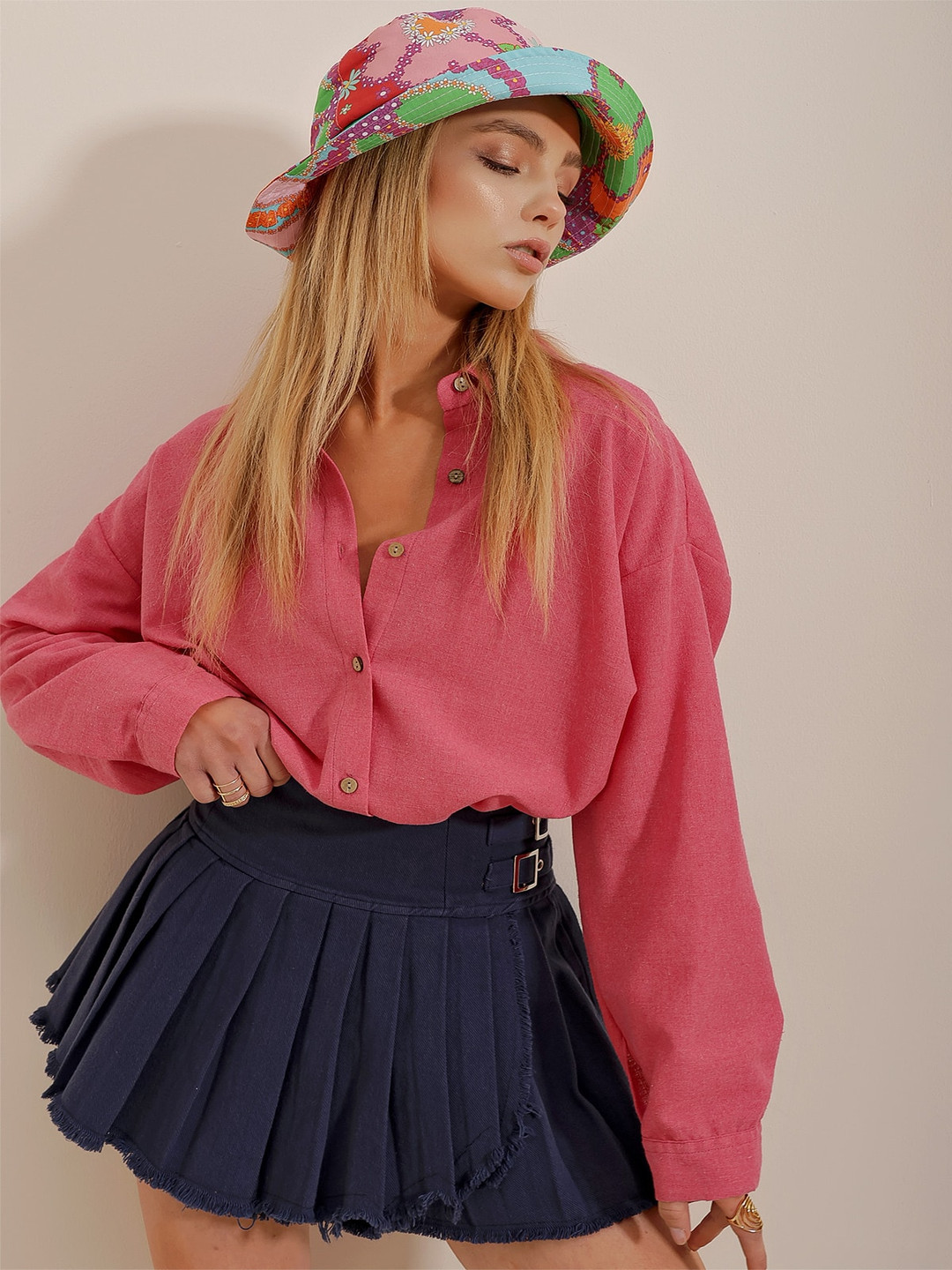 Trend Alacati stili Spread Collar Drop-Shoulder Sleeves Cotton Linen Casual Shirt, Pink
Trend Alacati stili Spread Collar Drop-Shoulder Sleeves Cotton Linen Casual Shirt, Pink