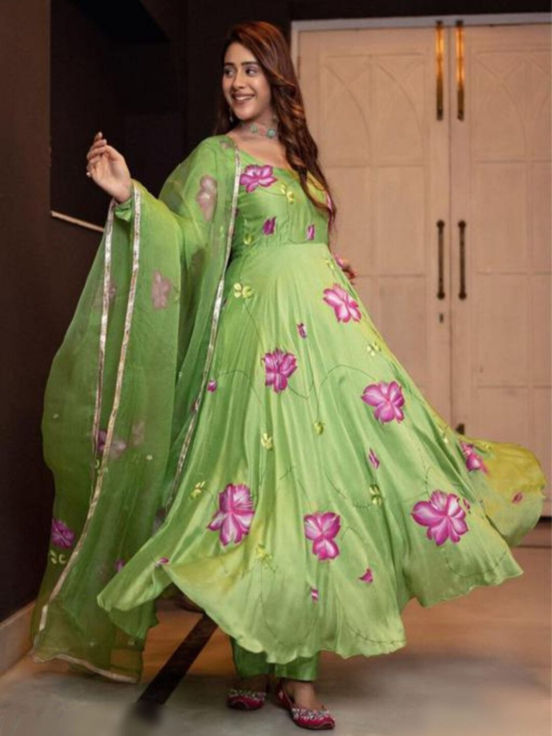 Modestouze Attires Floral Printed Scoop Neck Georgette Anarkali Kurta With Dupatta, Green
Modestouze Attires Floral Printed Scoop Neck Georgette Anarkali Kurta With Dupatta, Green