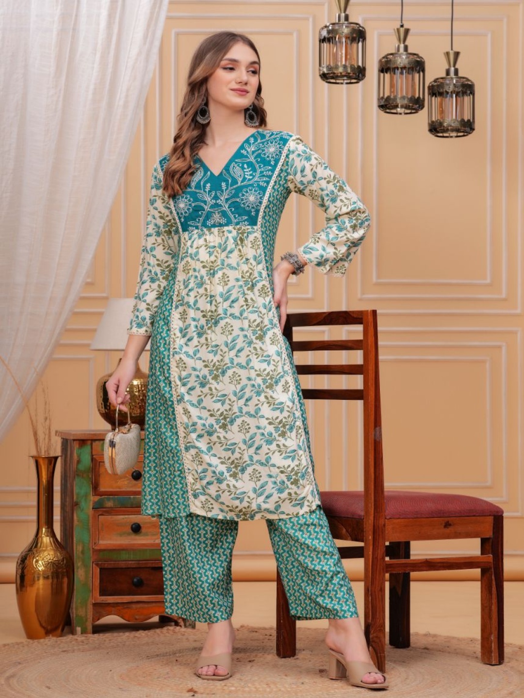 KALINI Floral Printed V-Neck Panelled Thread Work Kurta With Trouser, Turquoise blue
KALINI Floral Printed V-Neck Panelled Thread Work Kurta With Trouser, Turquoise blue