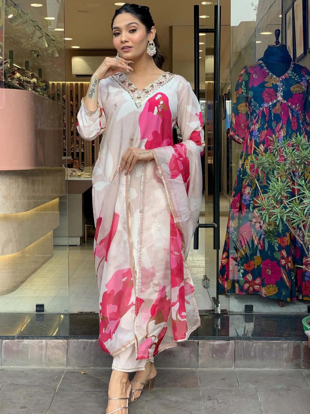 KALINI Women Floral Printed Regular Sequinned Silk Crepe Kurta with Trousers & With Dupatta, Pink
KALINI Women Floral Printed Regular Sequinned Silk Crepe Kurta with Trousers & With Dupatta, Pink