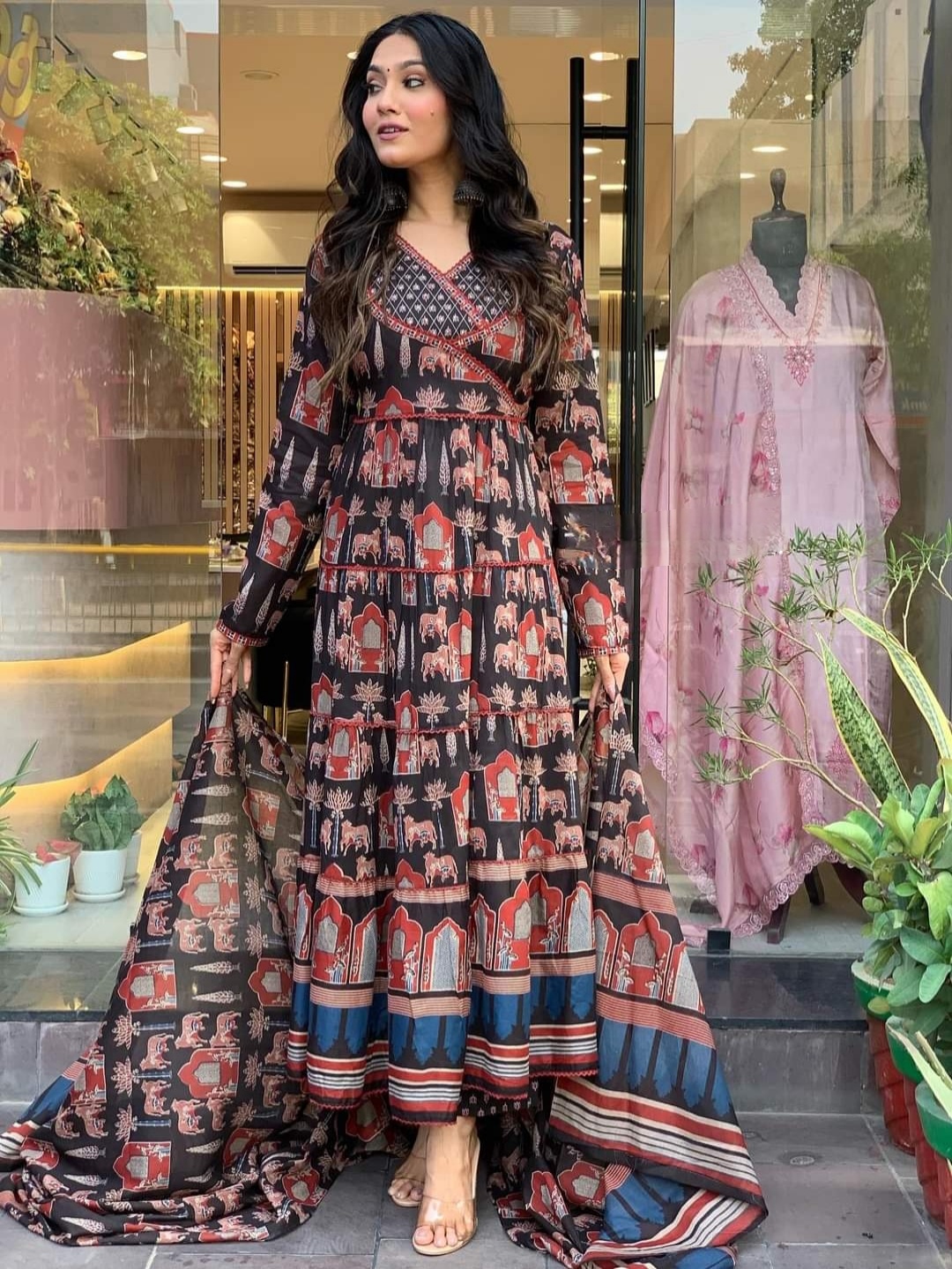 THE52 Ethnic Motifs Printed Pure Cotton Straight Kurta with Trousers & Dupatta, Black
THE52 Ethnic Motifs Printed Pure Cotton Straight Kurta with Trousers & Dupatta, Black