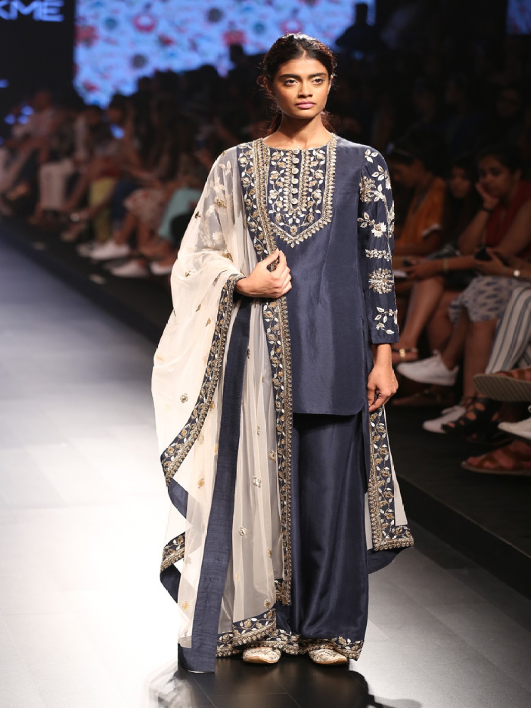 Payal Singhal Embroidered Yoke Design Round Neck Thread Work Kurti with Palazzos & Dupatta, Navy blue
Payal Singhal Embroidered Yoke Design Round Neck Thread Work Kurti with Palazzos & Dupatta, Navy blue