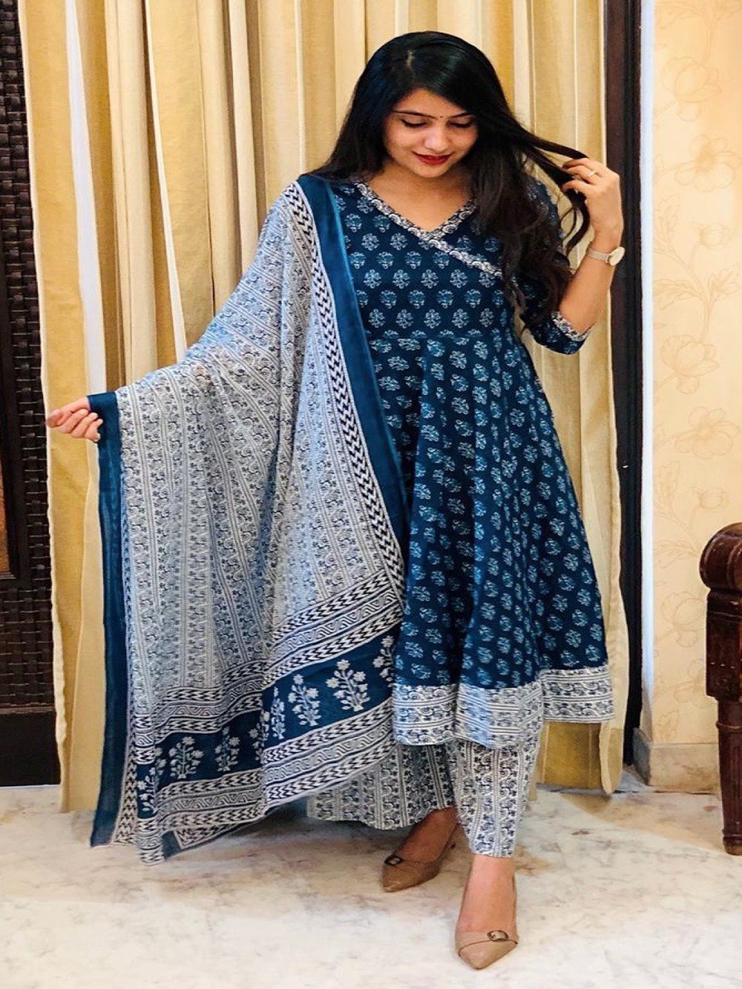 Sidhidata Round Neck Floral Printed Angrakha Anarkali Kurta with Trouser & Dupatta, Blue
Sidhidata Round Neck Floral Printed Angrakha Anarkali Kurta with Trouser & Dupatta, Blue