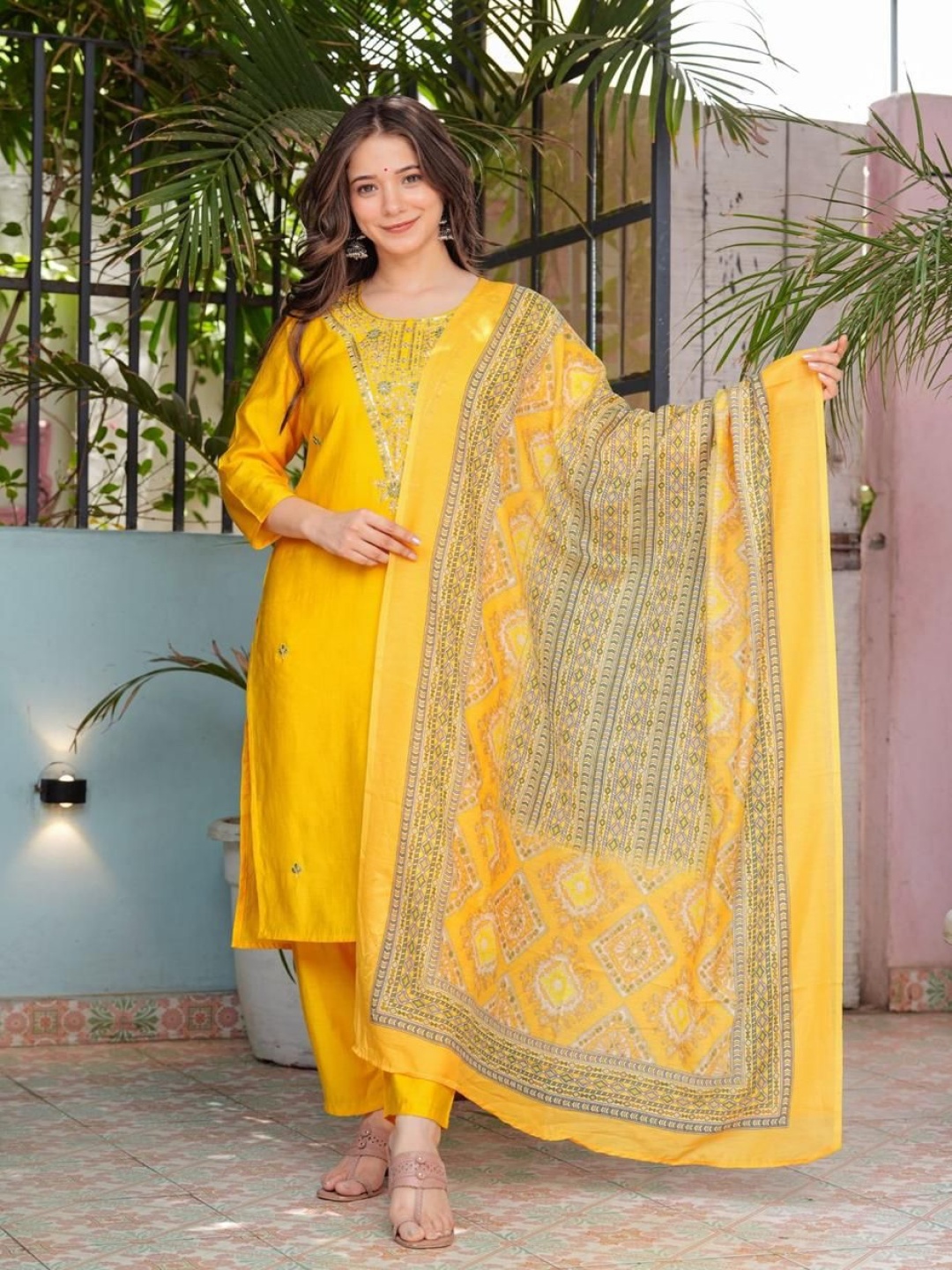 FCV Women Ethnic Motifs Embroidered Regular Kurta with Trousers & With Dupatta, Yellow
FCV Women Ethnic Motifs Embroidered Regular Kurta with Trousers & With Dupatta, Yellow