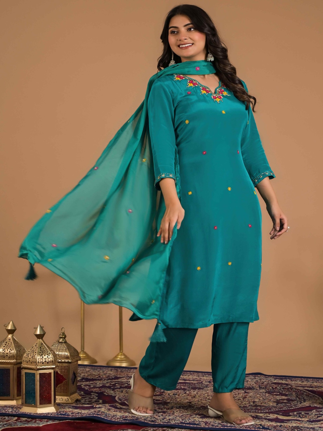 Peachmode Floral Embroidered V Neck Straight Kurta With Trouser And Dupatta, Turquoise blue
Peachmode Floral Embroidered V Neck Straight Kurta With Trouser And Dupatta, Turquoise blue