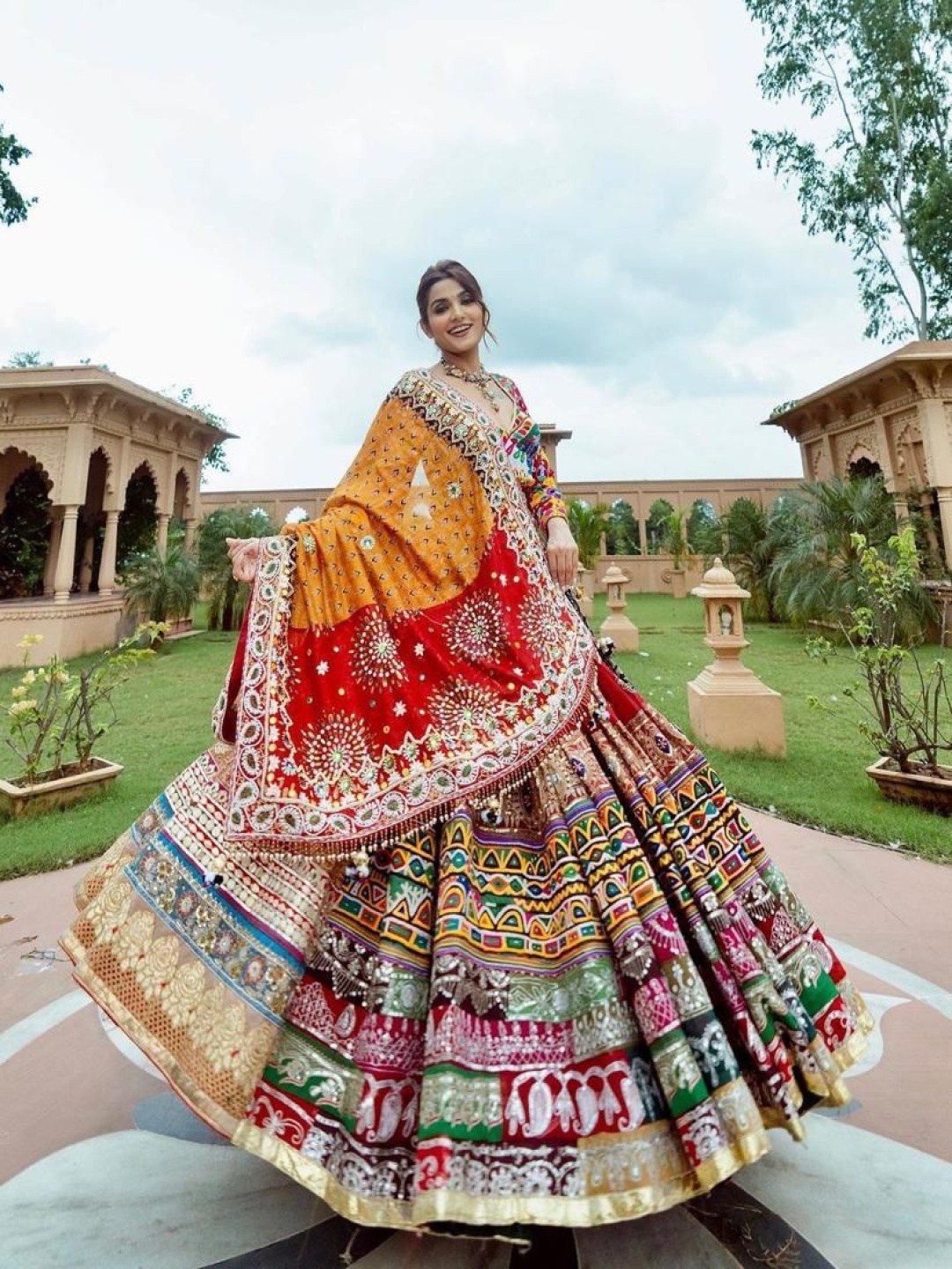 MAHALASA Embroidered Mirror Work Ready to Wear Lehenga & Unstitched Blouse With Dupatta, Red
MAHALASA Embroidered Mirror Work Ready to Wear Lehenga & Unstitched Blouse With Dupatta, Red