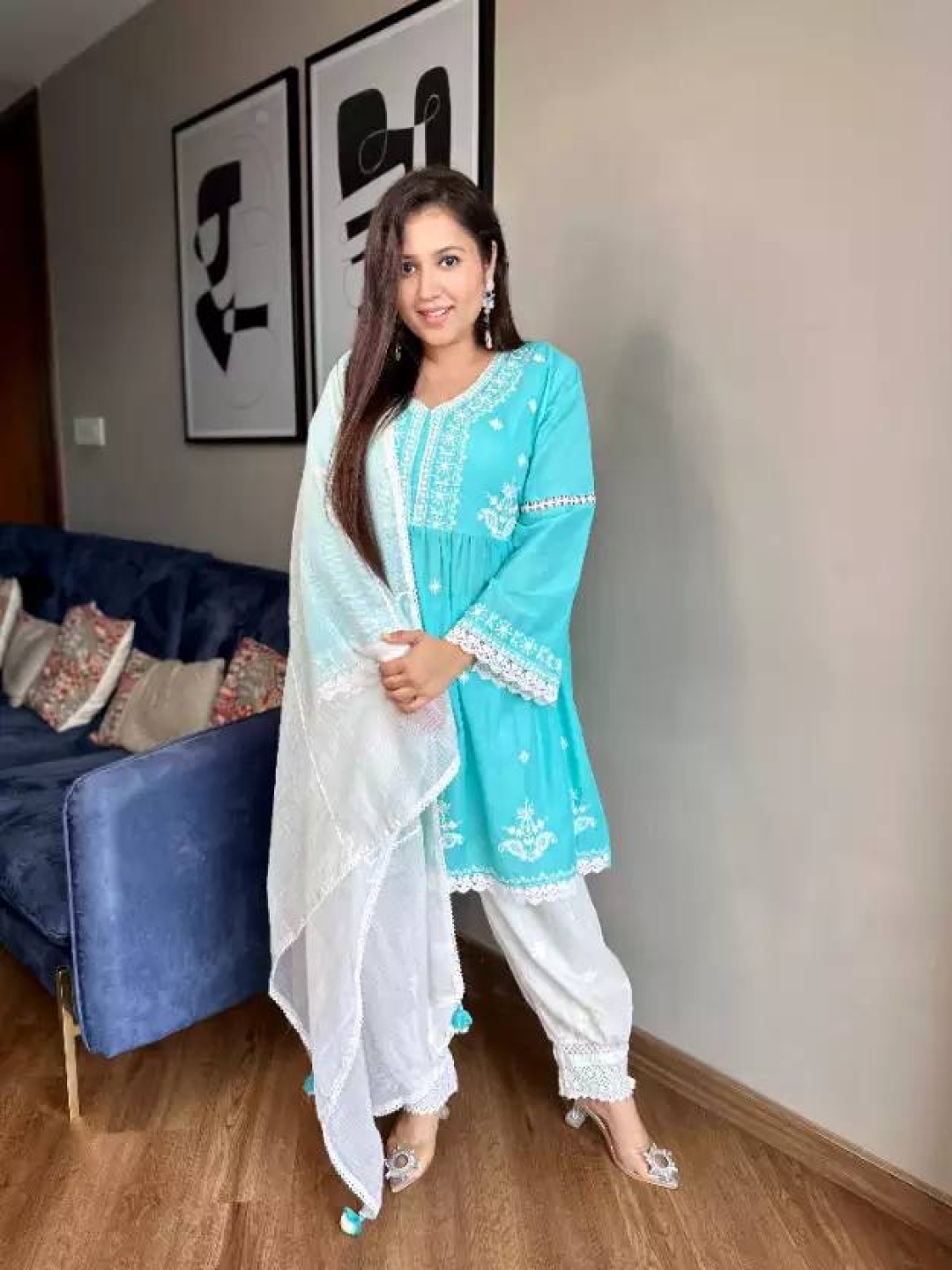 Rujave Ethnic Motifs Embroidered Thread Work Kurti With Salwar & Dupatta, Turquoise blue
Rujave Ethnic Motifs Embroidered Thread Work Kurti With Salwar & Dupatta, Turquoise blue