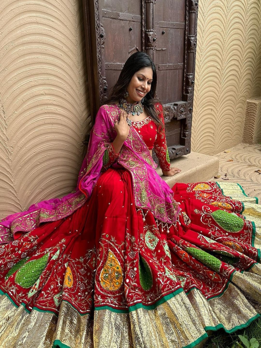 MAHALASA Printed Mirror Work Ready to Wear Lehenga & Unstitched Blouse With Dupatta, Red
MAHALASA Printed Mirror Work Ready to Wear Lehenga & Unstitched Blouse With Dupatta, Red