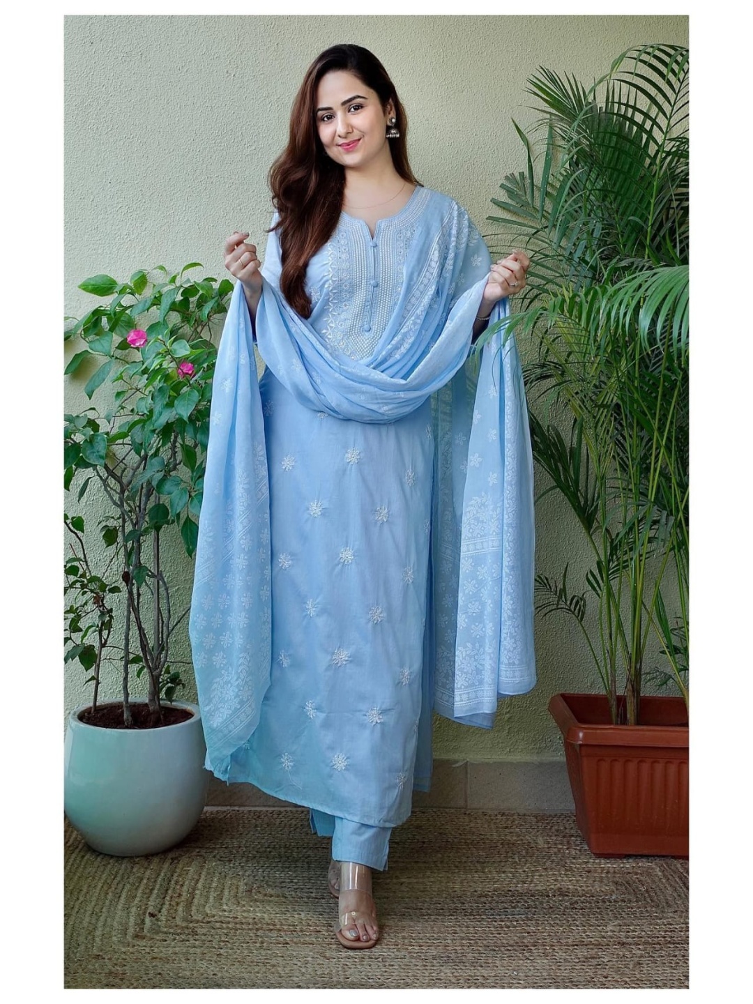 KALINI Floral Embroidered Sequinned Pure Cotton Kurta with Trousers & Dupatta, Turquoise blue
KALINI Floral Embroidered Sequinned Pure Cotton Kurta with Trousers & Dupatta, Turquoise blue