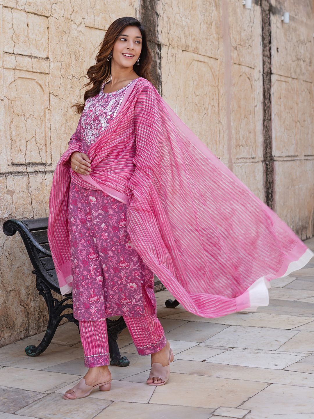 Jaitpuriya Floral Printed Embellished Pure Cotton Anarkali Kurta With Trouser & Dupatta, Pink
Jaitpuriya Floral Printed Embellished Pure Cotton Anarkali Kurta With Trouser & Dupatta, Pink