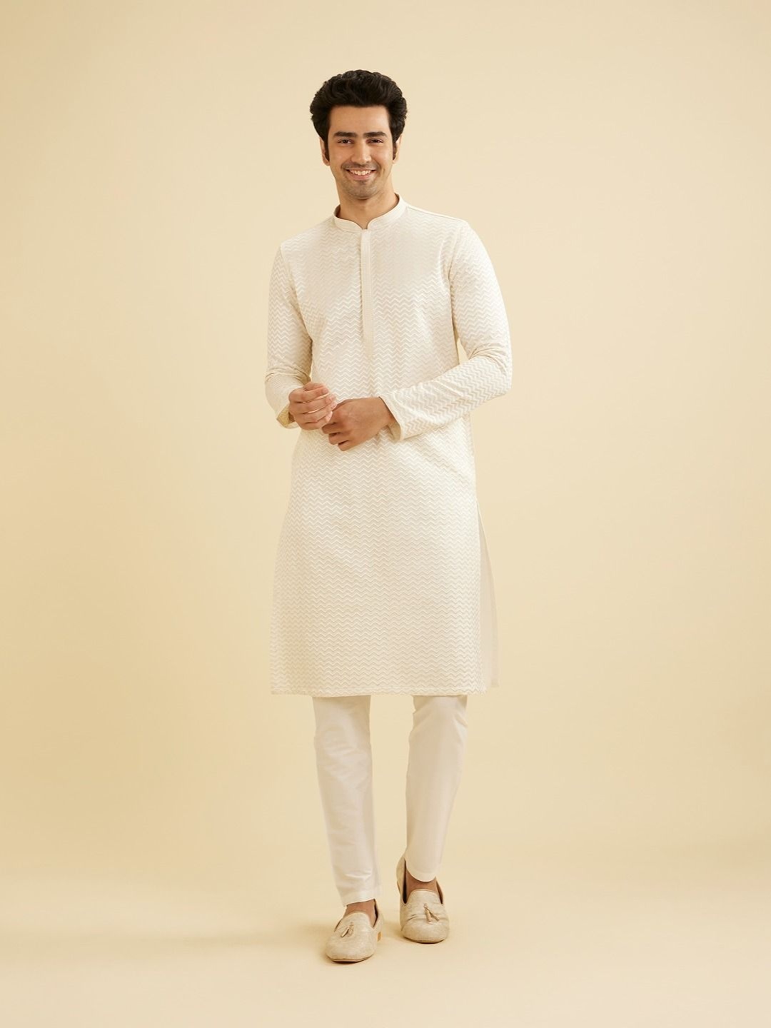 Manyavar Chevron Embroidered Thread Work Mandarin Collar Straight Kurta With Pyjama, Cream
Manyavar Chevron Embroidered Thread Work Mandarin Collar Straight Kurta With Pyjama, Cream