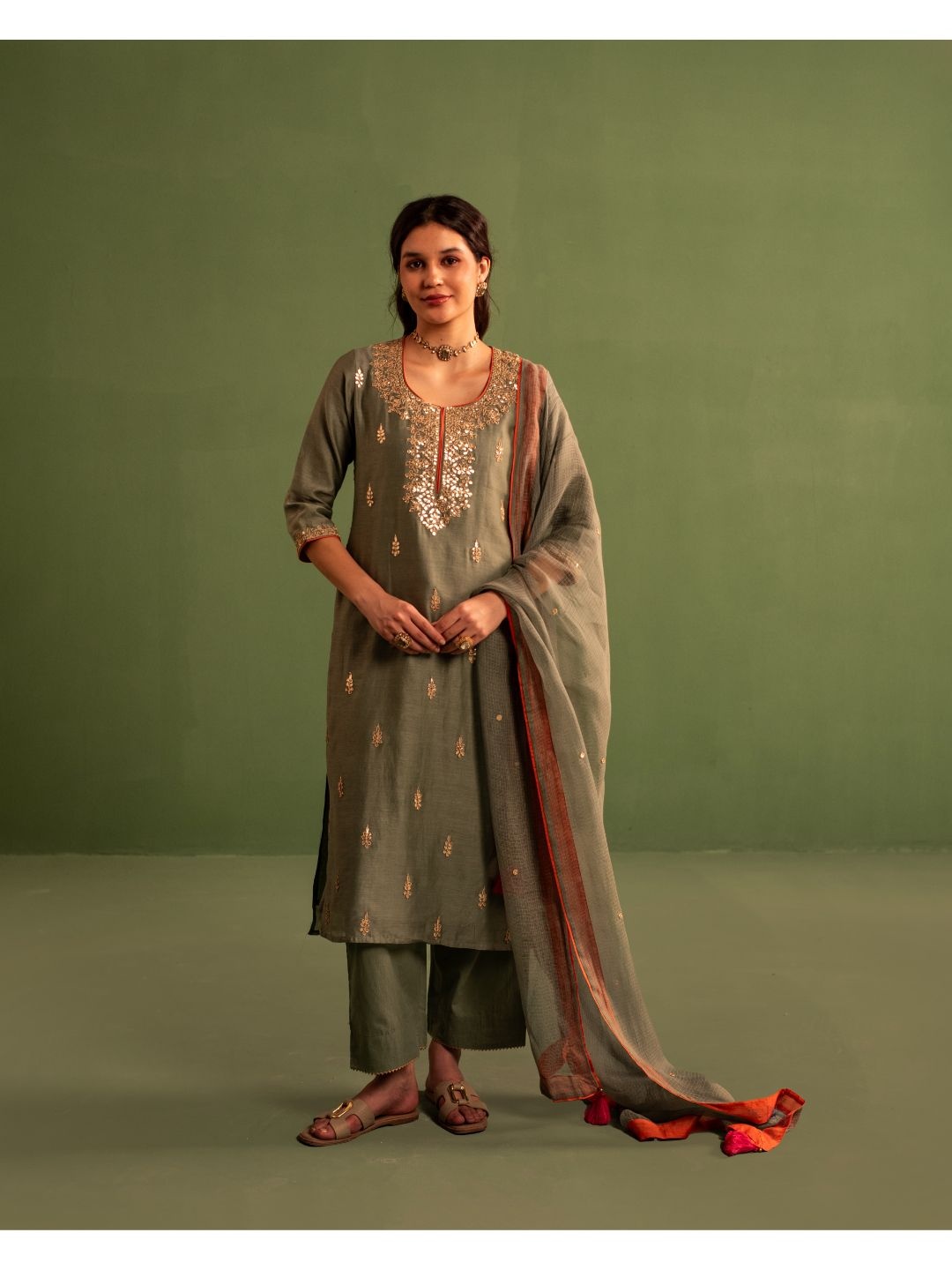 Kameez by Pooja Kejriwal Floral Embroidered Straight Kurta With Trousers & Dupatta, Olive
Kameez by Pooja Kejriwal Floral Embroidered Straight Kurta With Trousers & Dupatta, Olive