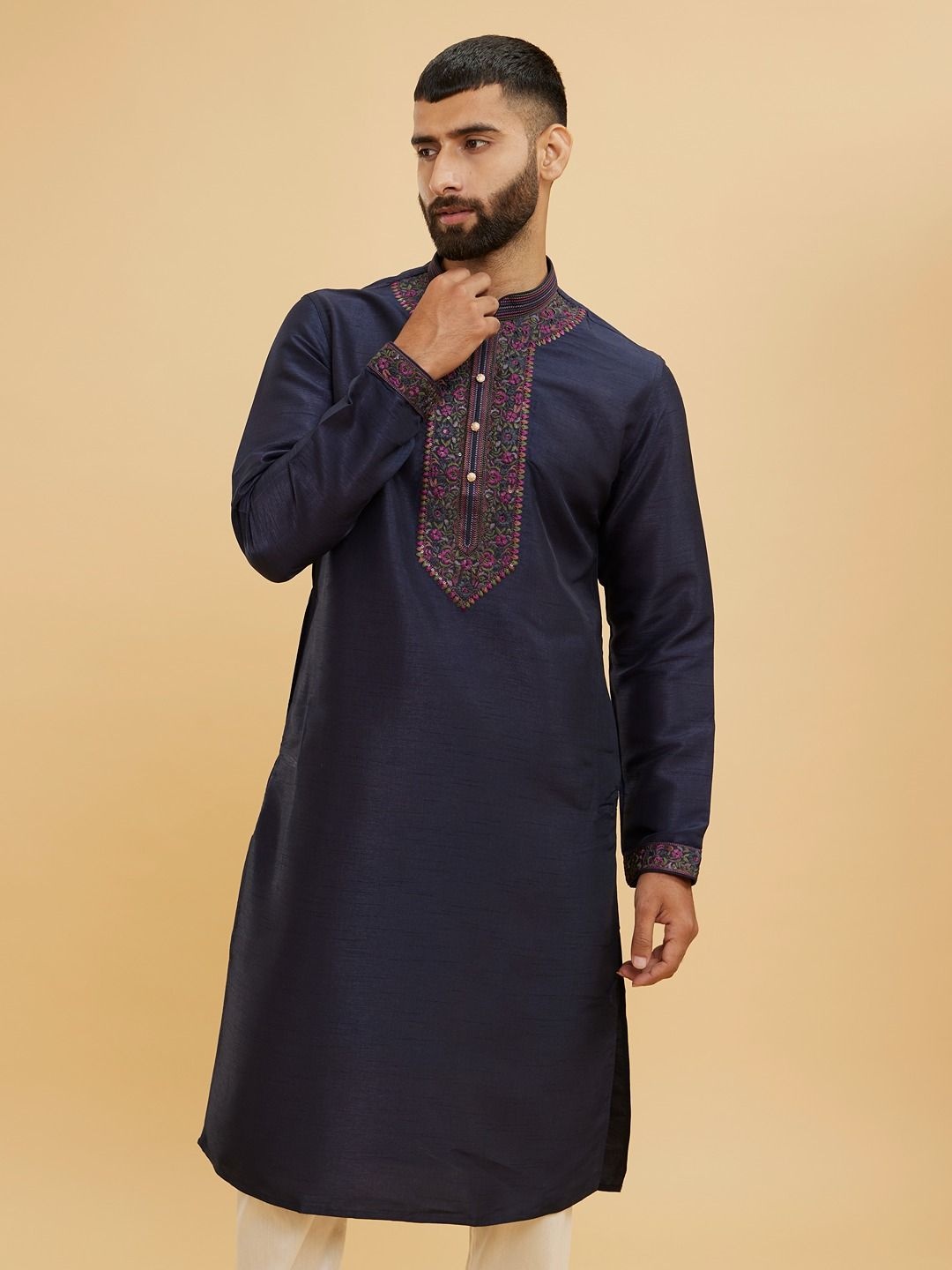 Manyavar Men Floral Embroidered Thread Work Mandarin Collar Art Silk Kurta With Churidar, Navy blue
Manyavar Men Floral Embroidered Thread Work Mandarin Collar Art Silk Kurta With Churidar, Navy blue