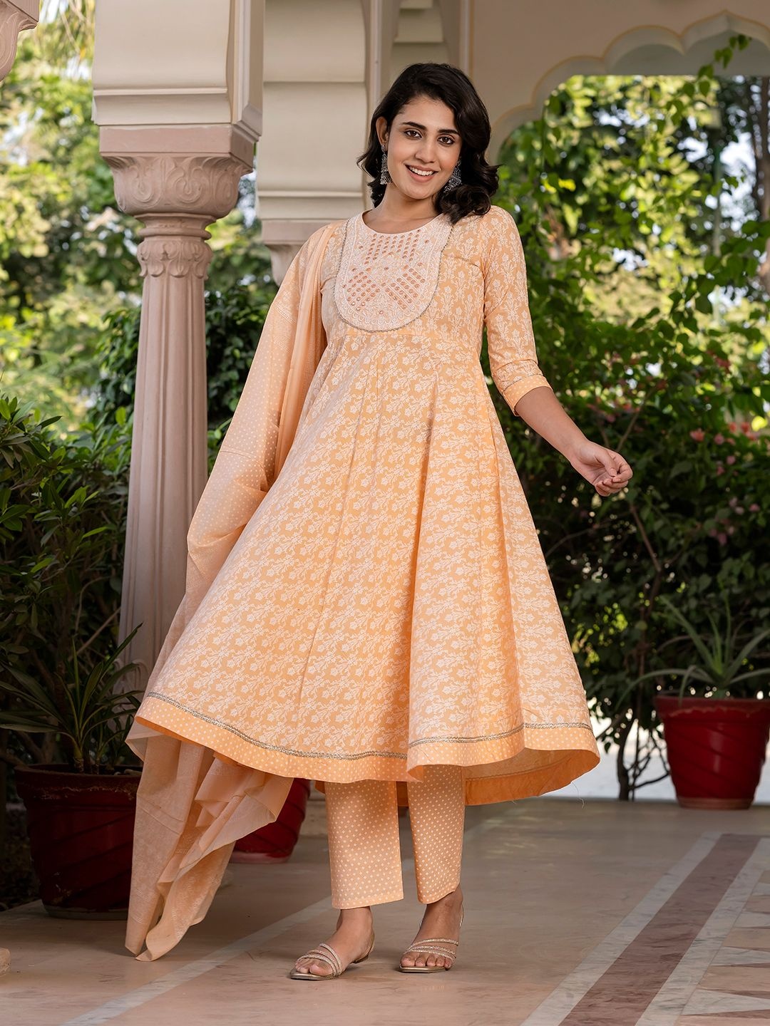Jaitpuriya Ethnic Motifs Printed Mirror Work Anarkali Kurta With Trouser And Dupatta, Peach
Jaitpuriya Ethnic Motifs Printed Mirror Work Anarkali Kurta With Trouser And Dupatta, Peach