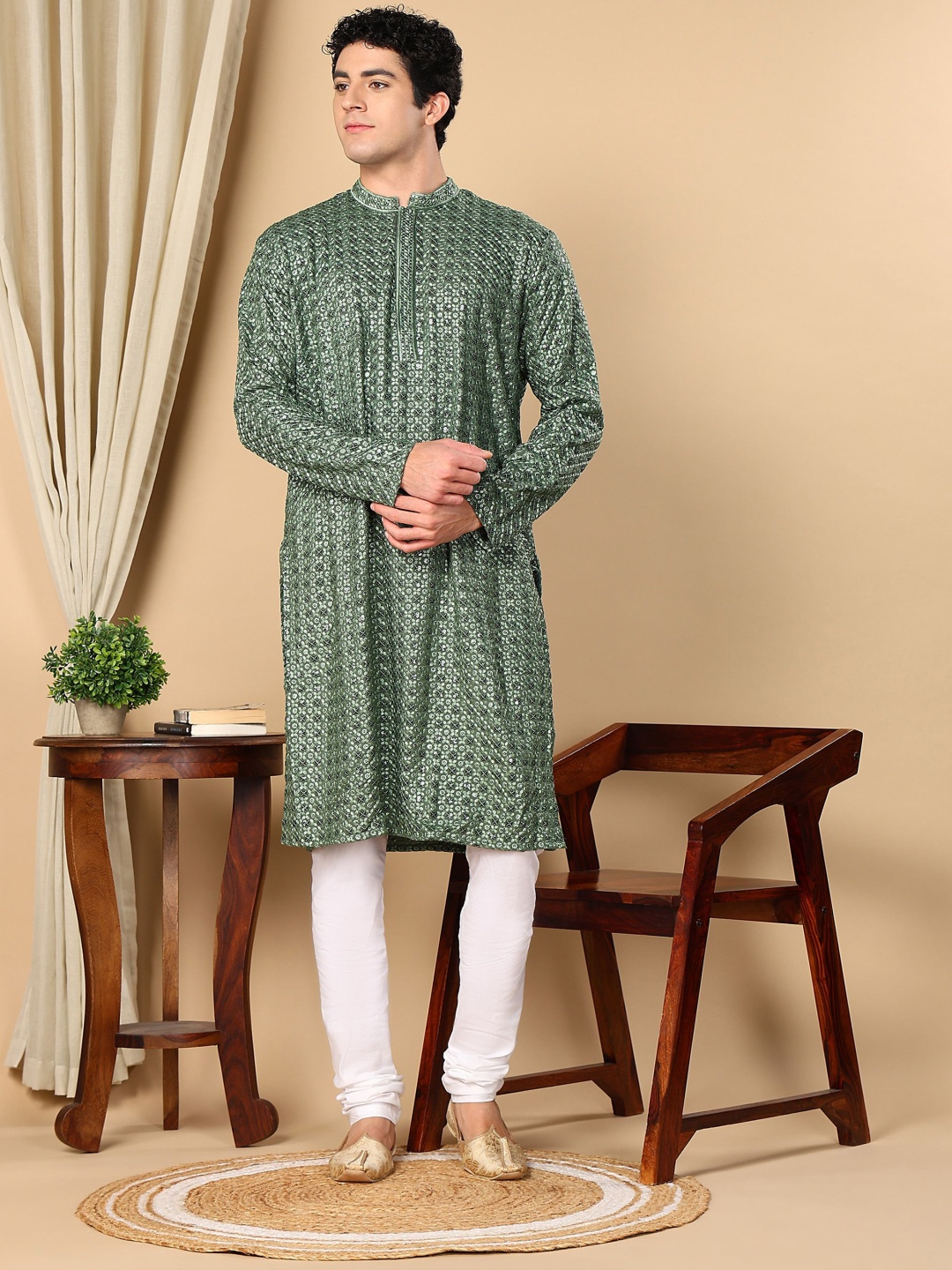 TATTVA Floral Embroidered Mandarin Collar Pure Cotton Straight Kurta With Trouser, Green
TATTVA Floral Embroidered Mandarin Collar Pure Cotton Straight Kurta With Trouser, Green