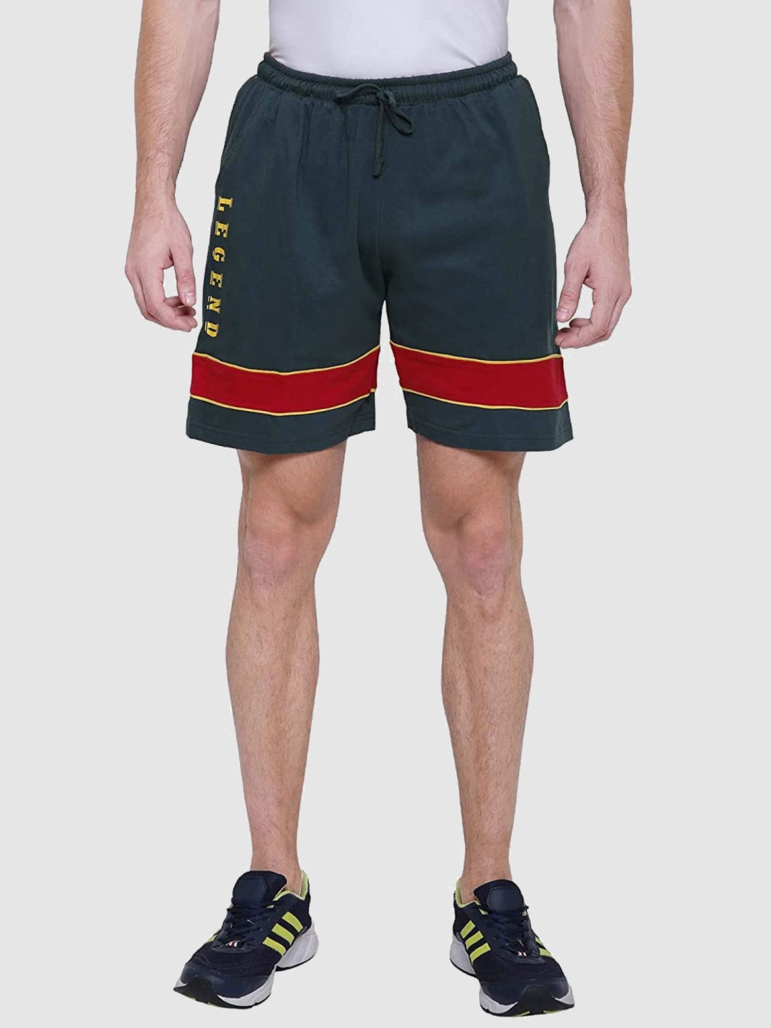 PROTEENS Men Colourblocked Regular Fit Cotton Sports Shorts with Two Side Pockets, Green
PROTEENS Men Colourblocked Regular Fit Cotton Sports Shorts with Two Side Pockets, Green