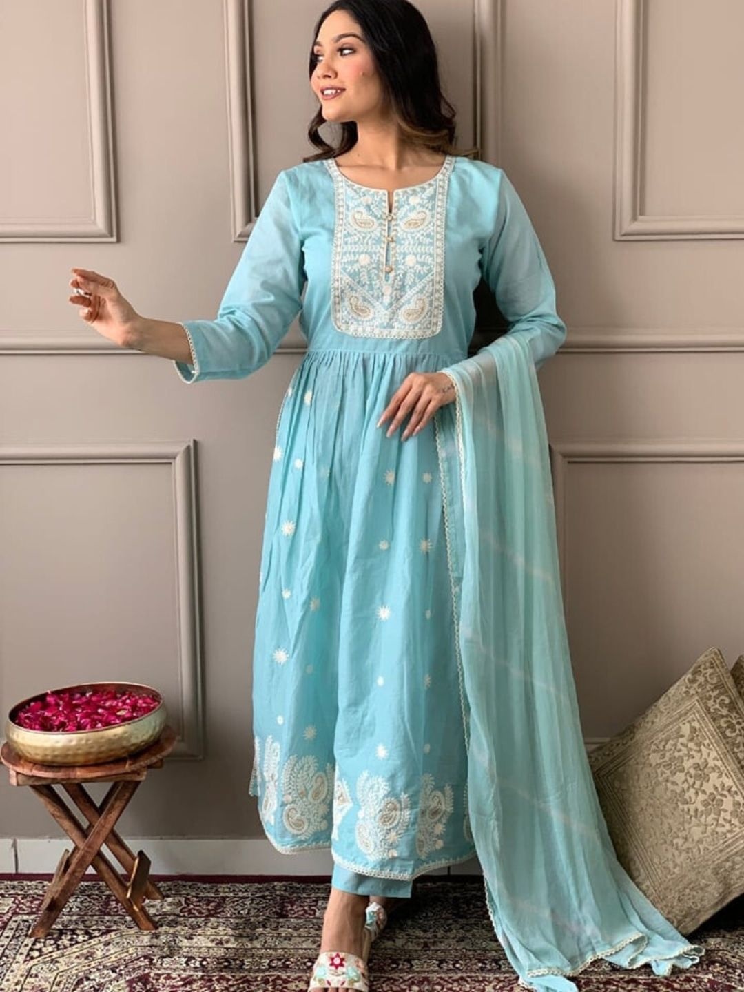 Navlik Ethnic Motifs Embroidered Empire Thread Work Kurta with Trousers & With Dupatta, Blue
Navlik Ethnic Motifs Embroidered Empire Thread Work Kurta with Trousers & With Dupatta, Blue