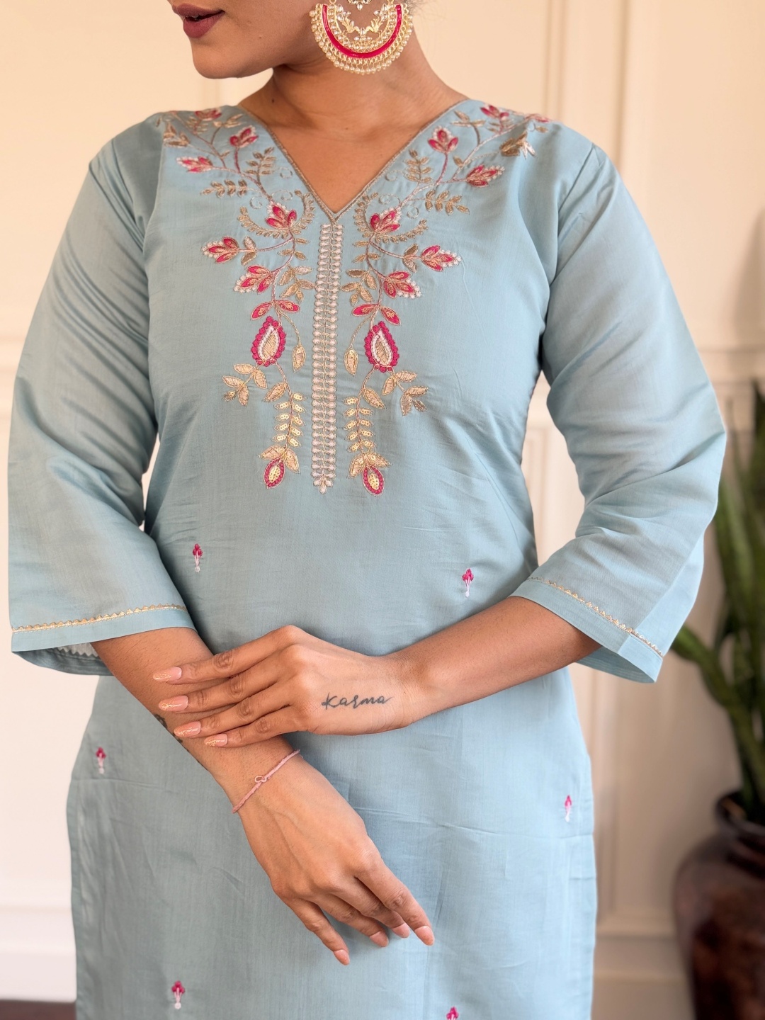 KALINI Floral Embroidered Sequinned Chanderi Silk Kurta with Trousers And Dupatta, Blue
KALINI Floral Embroidered Sequinned Chanderi Silk Kurta with Trousers And Dupatta, Blue