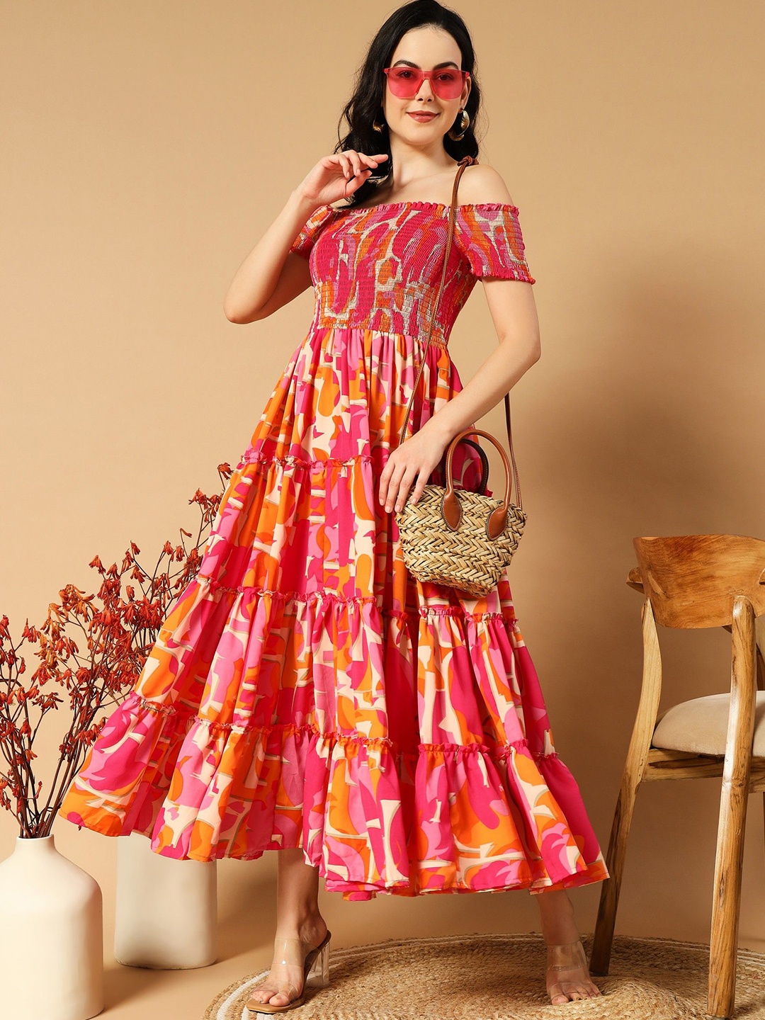 Raiyani Enterprise Women Printed Off Shoulder Smoked Tiered Fit & Flare Midi Dress, Pink
Raiyani Enterprise Women Printed Off Shoulder Smoked Tiered Fit & Flare Midi Dress, Pink
