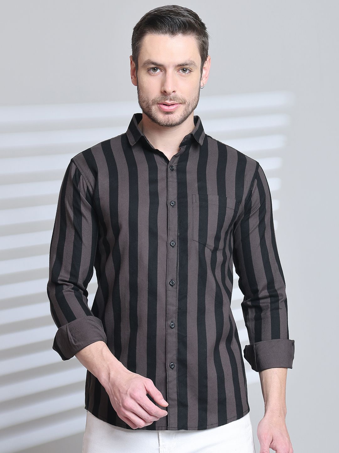 Majestic Man Comfort Slim Fit Spread Collar Vertical Striped Cotton Casual Shirt, Grey
Majestic Man Comfort Slim Fit Spread Collar Vertical Striped Cotton Casual Shirt, Grey