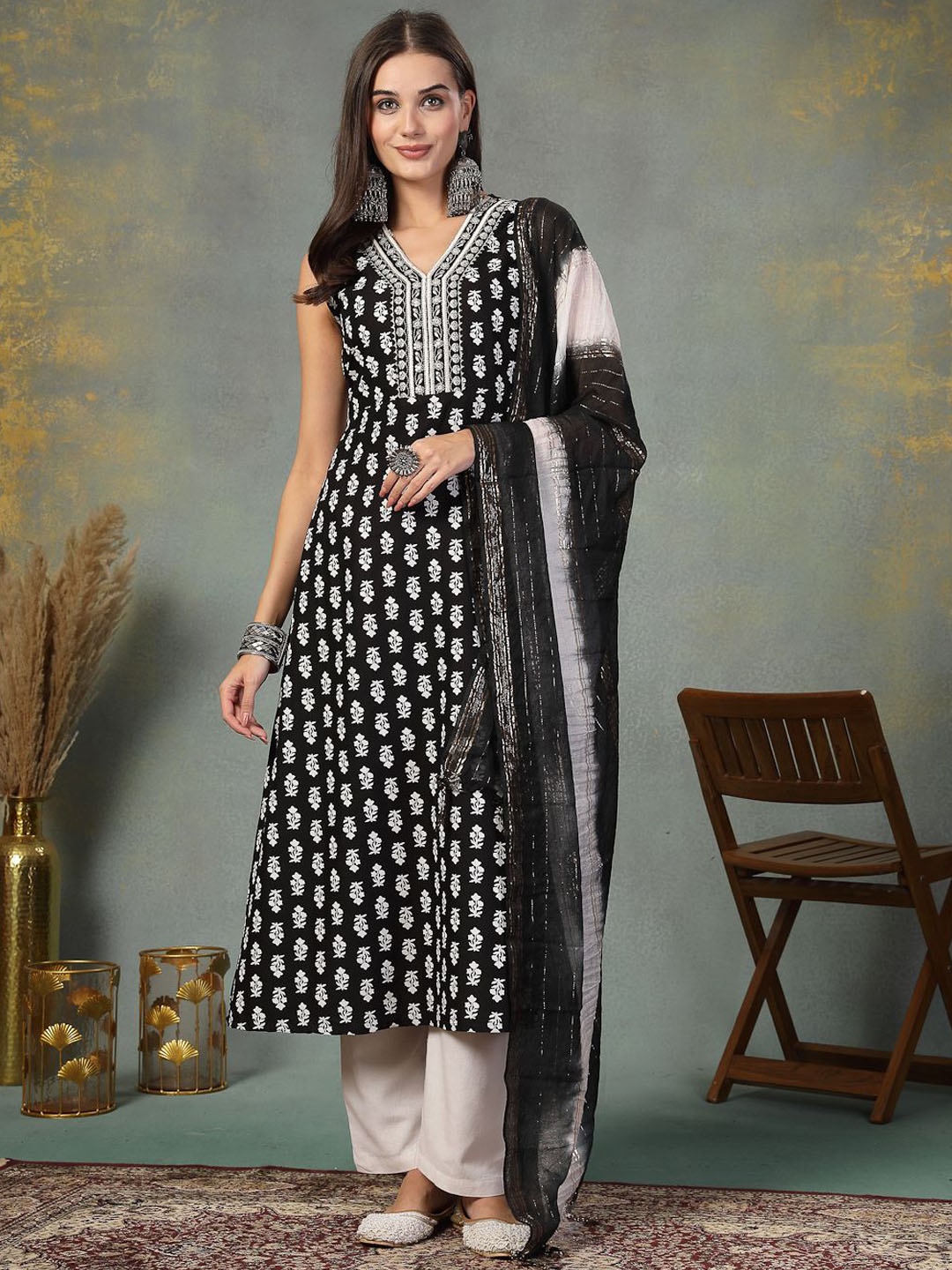 Stylum Women Ethnic Motifs Printed Thread Work Lace Frills Bows and Ruffles Kurta, Black
Stylum Women Ethnic Motifs Printed Thread Work Lace Frills Bows and Ruffles Kurta, Black