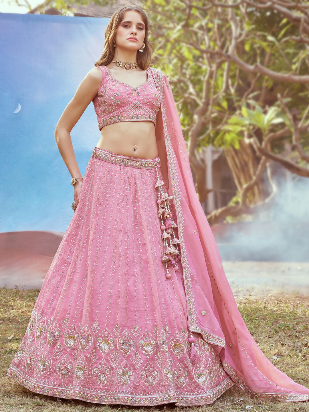 panchhi Embellished Beads & Stones Semi-Stitched Lehenga & Unstitched Blouse With Dupatta, Pink
panchhi Embellished Beads & Stones Semi-Stitched Lehenga & Unstitched Blouse With Dupatta, Pink