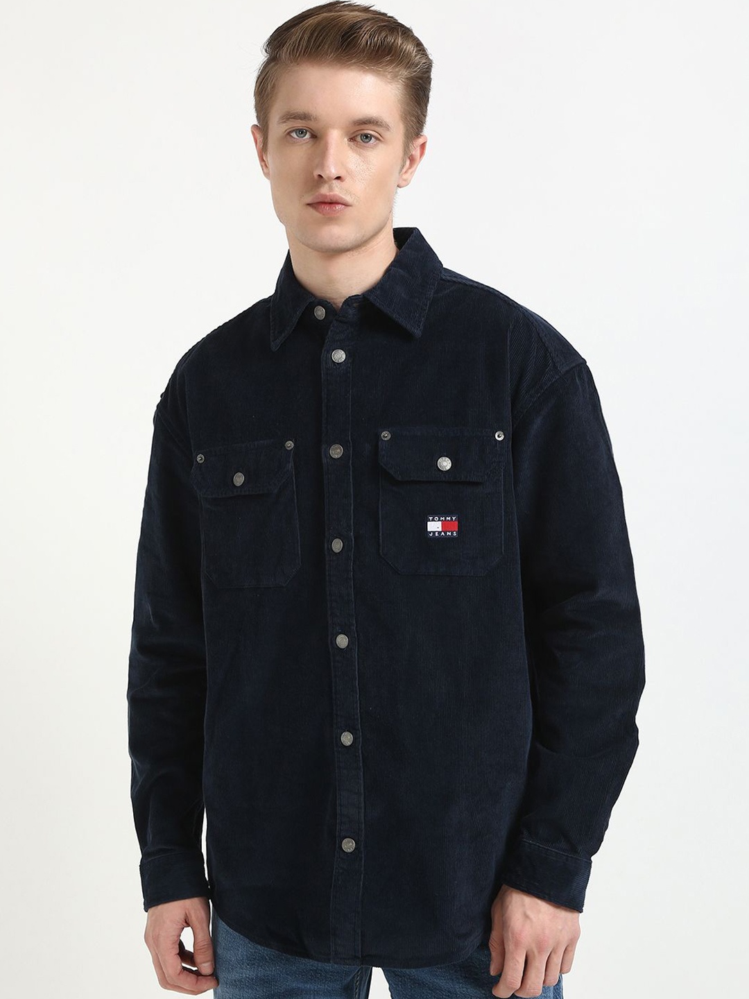 Tommy Hilfiger Men Spread Collar Textured Cotton Relaxed Fit Casual Shirt, Navy blue
Tommy Hilfiger Men Spread Collar Textured Cotton Relaxed Fit Casual Shirt, Navy blue