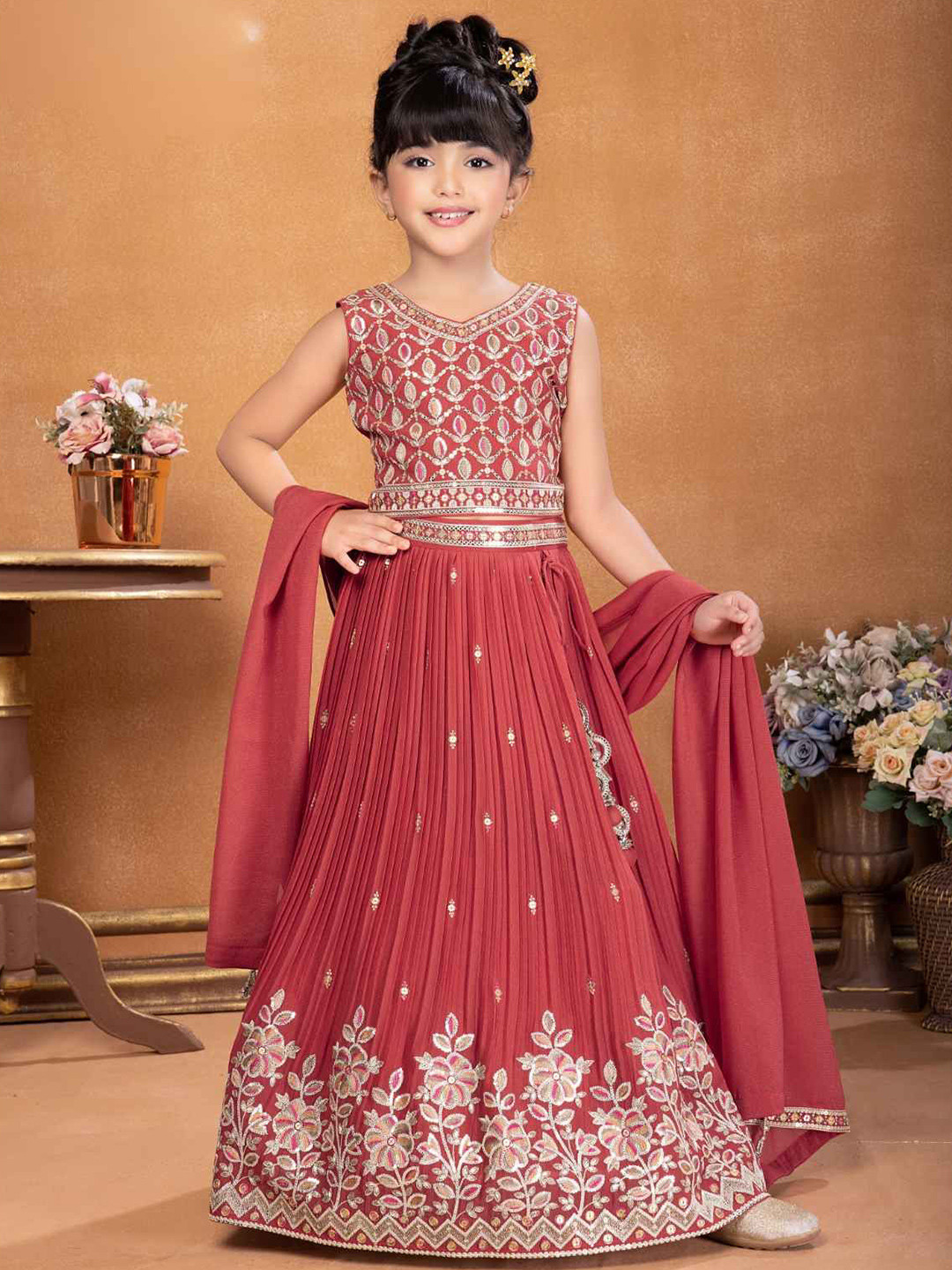 Lagorii Girls Embroidered Sequinned Ready to Wear Lehenga & Blouse With Dupatta, Red
Lagorii Girls Embroidered Sequinned Ready to Wear Lehenga & Blouse With Dupatta, Red